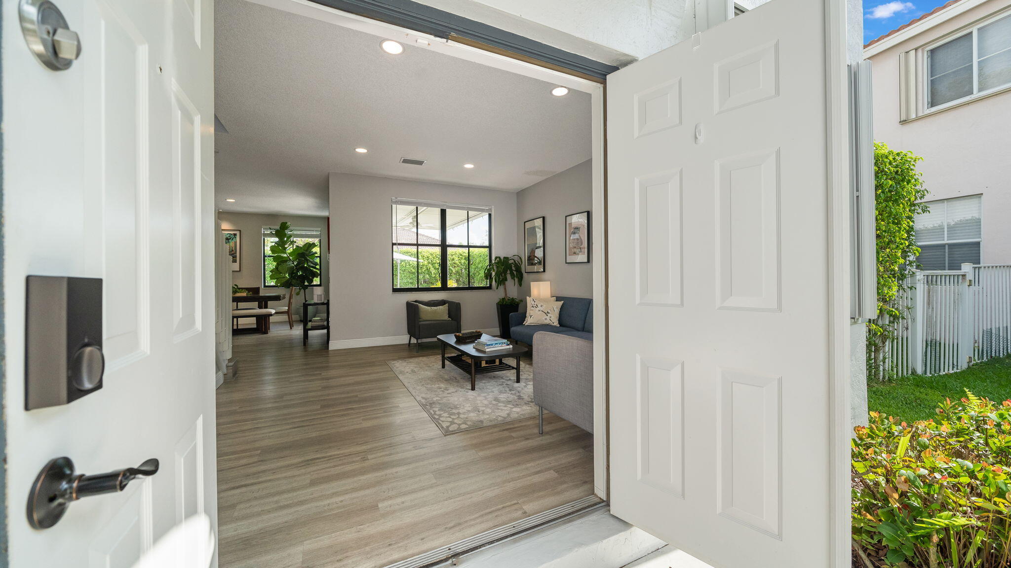 1089 Tupelo Weston, FL 33327