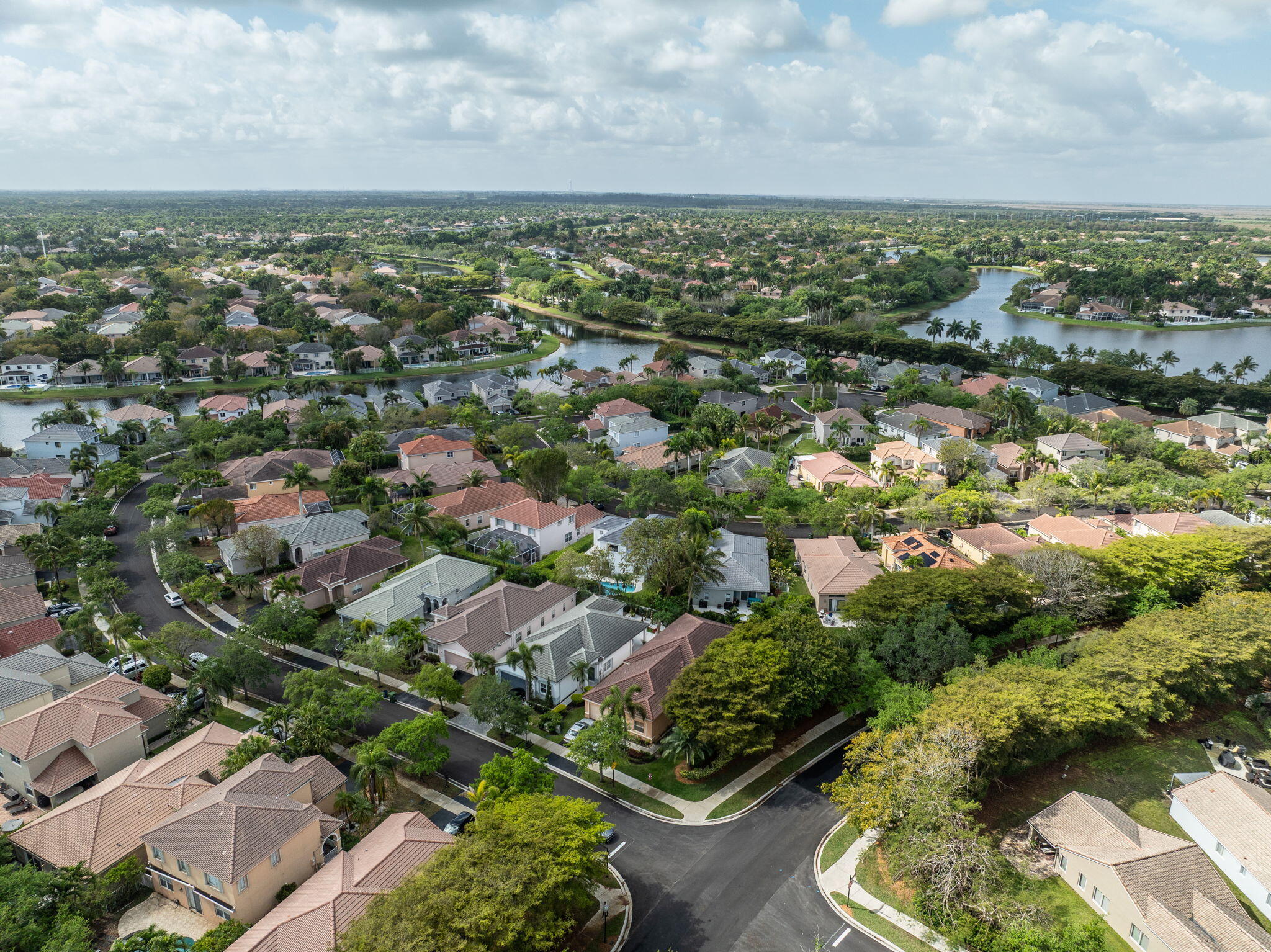 1089 Tupelo Weston, FL 33327