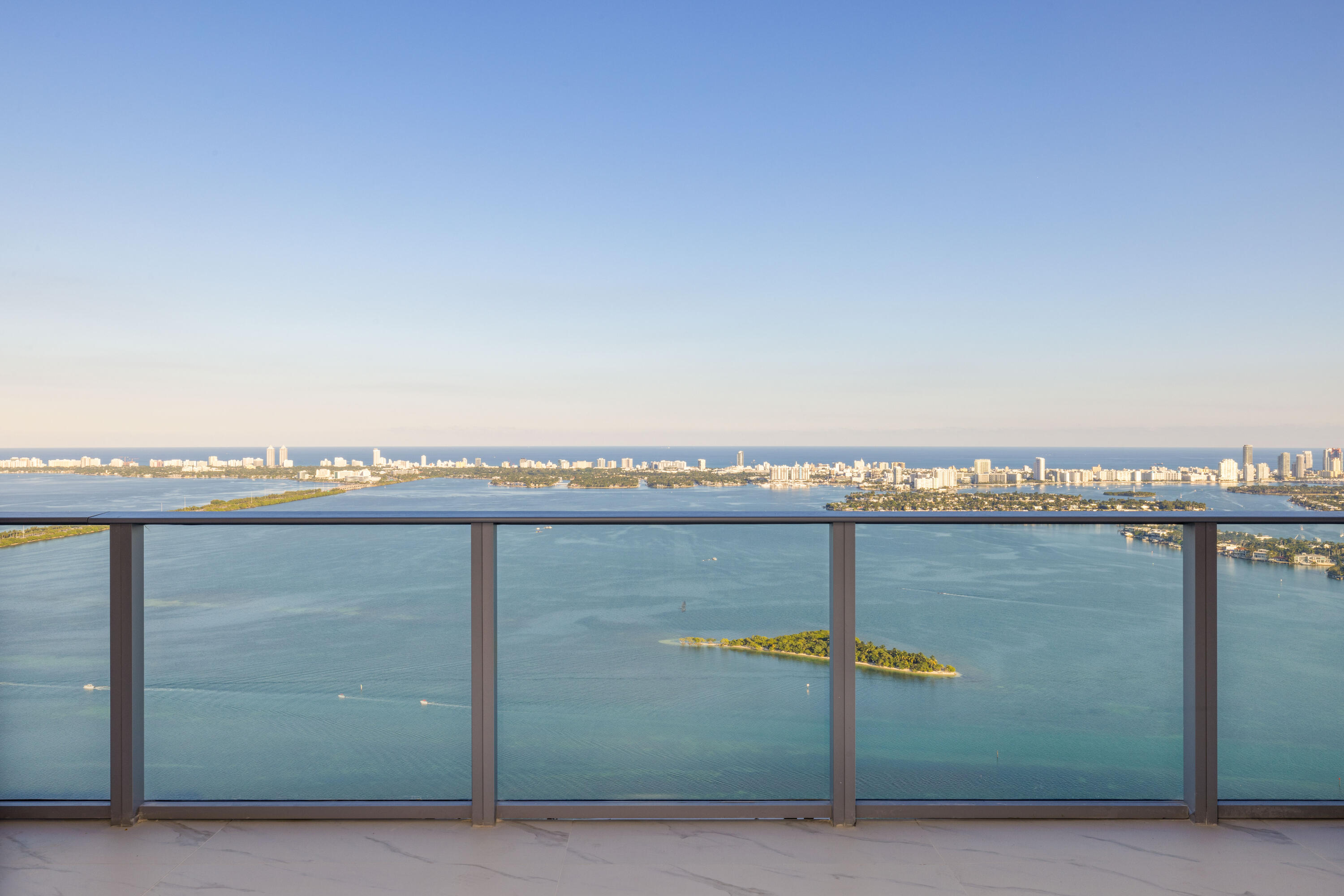 700 NE 24th #Penthouse Mansion-6003 Miami, FL 33137