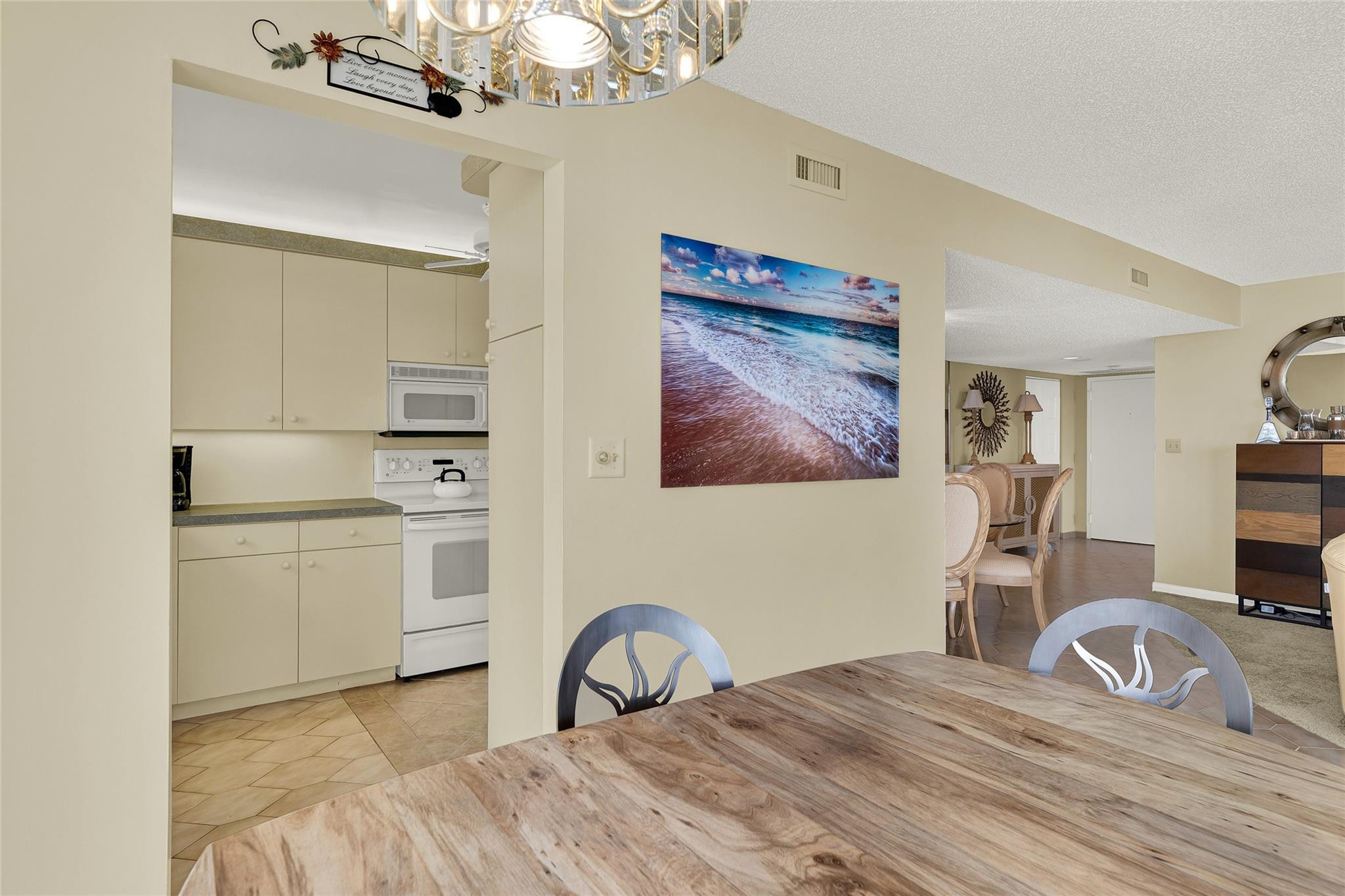 1010 S Ocean #1509 Pompano Beach, FL 33062