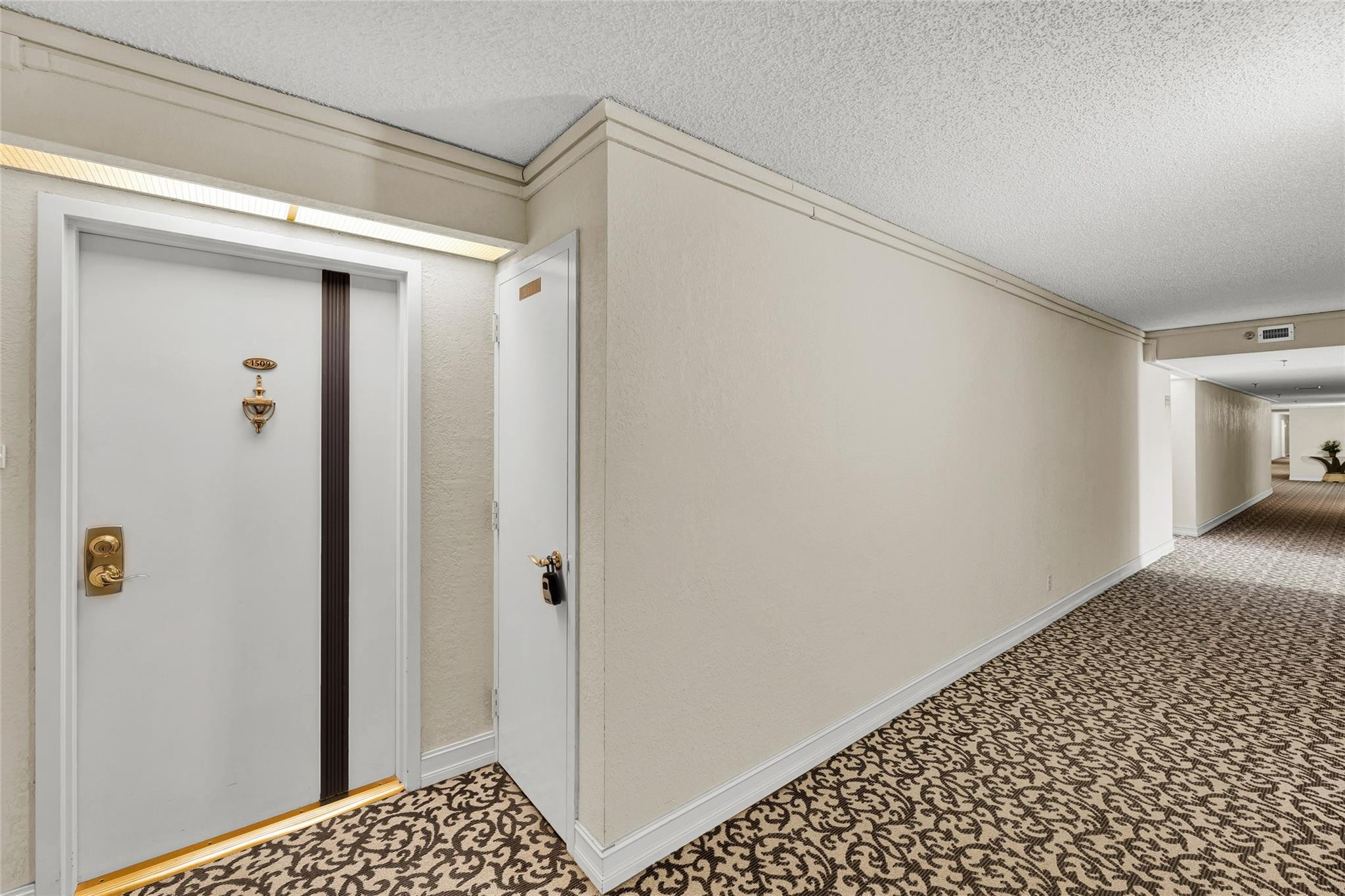 1010 S Ocean #1509 Pompano Beach, FL 33062