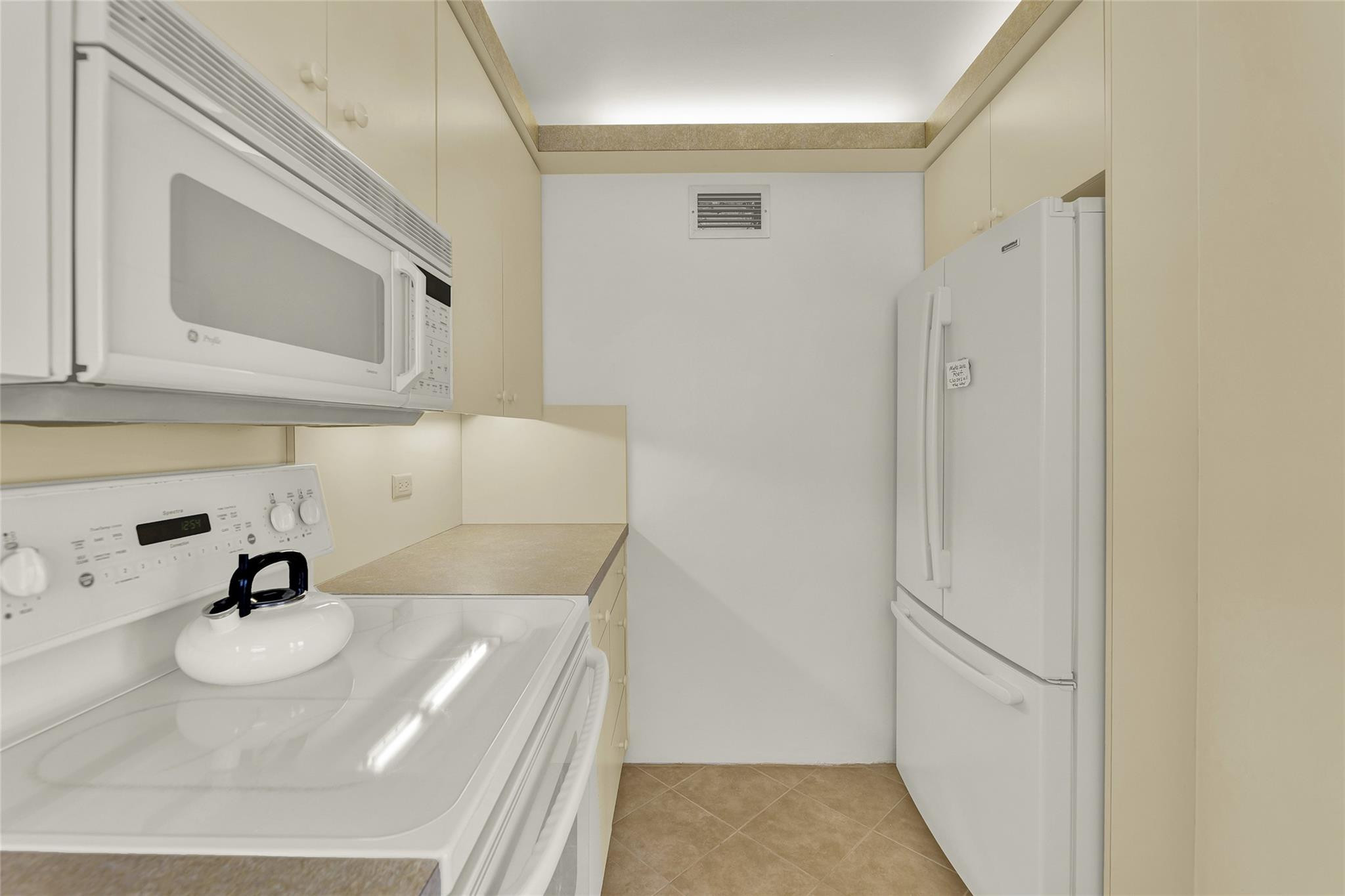 1010 S Ocean #1509 Pompano Beach, FL 33062