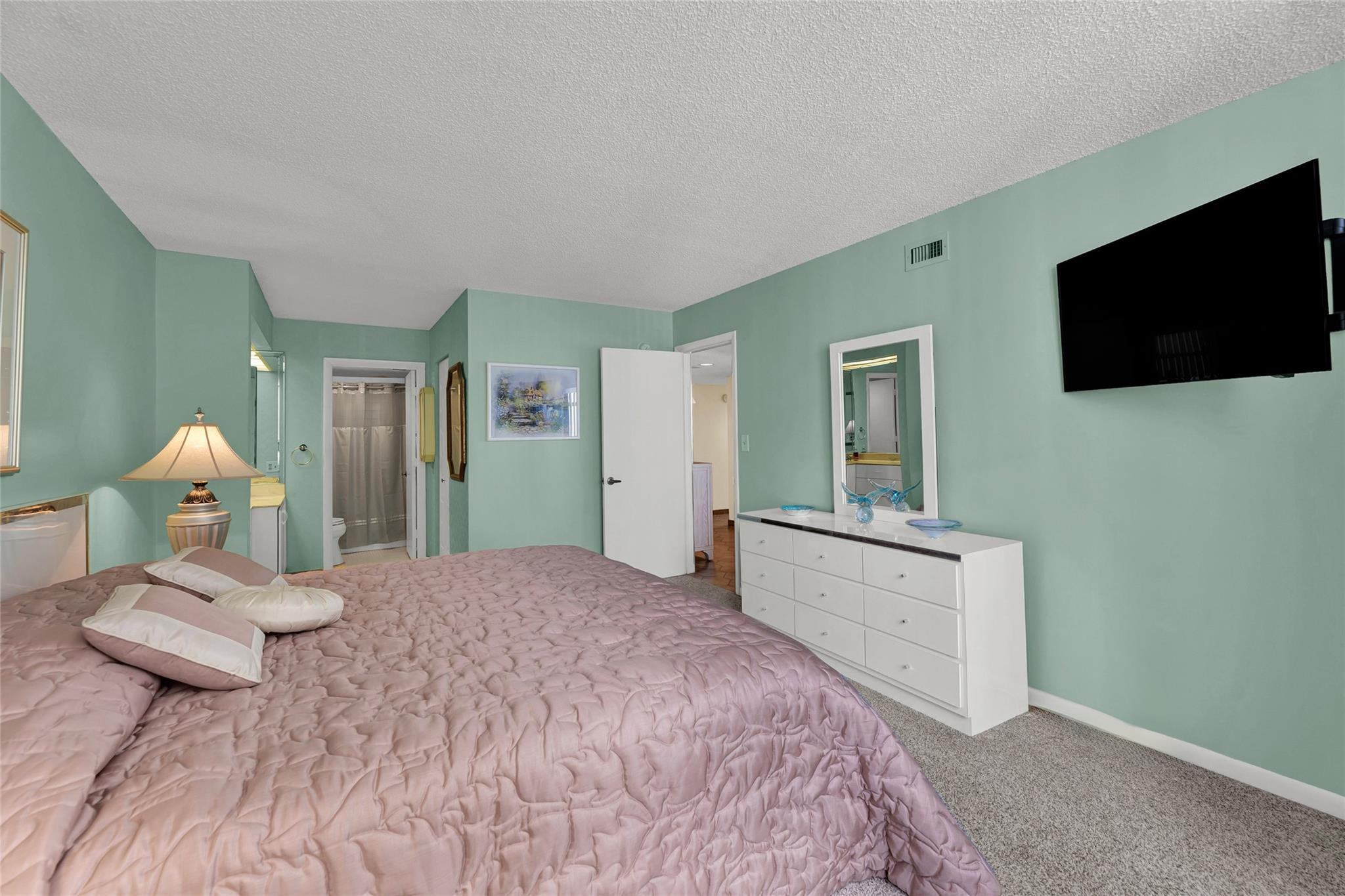 1010 S Ocean #1509 Pompano Beach, FL 33062