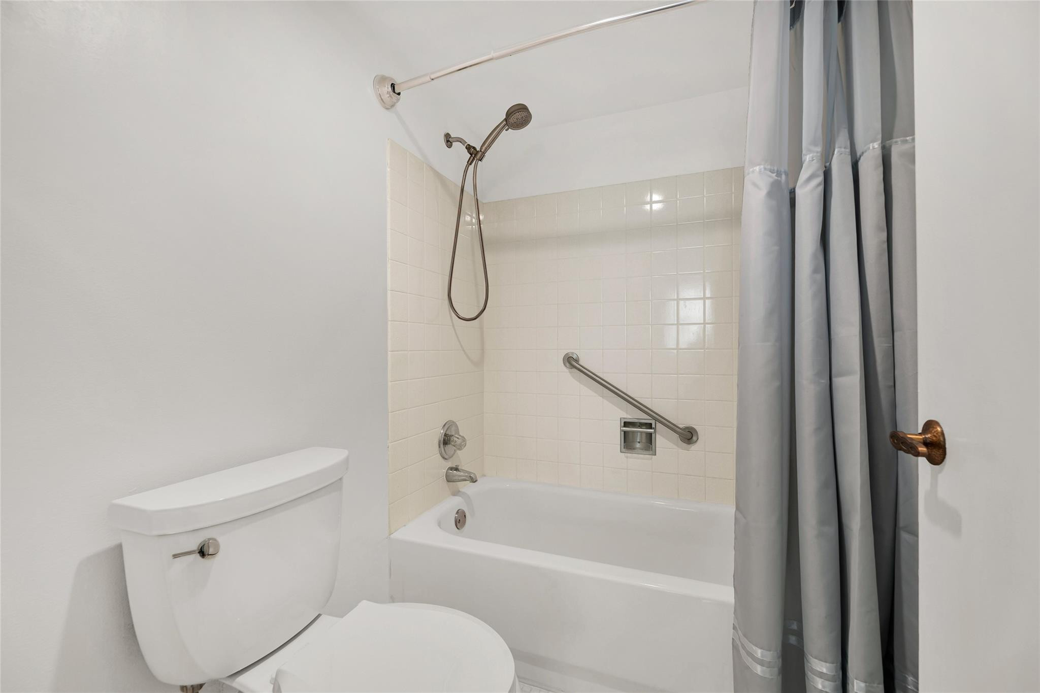 1010 S Ocean #1509 Pompano Beach, FL 33062