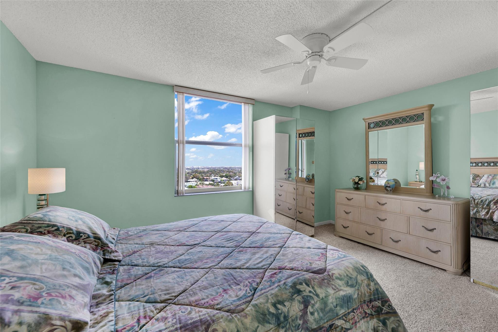 1010 S Ocean #1509 Pompano Beach, FL 33062