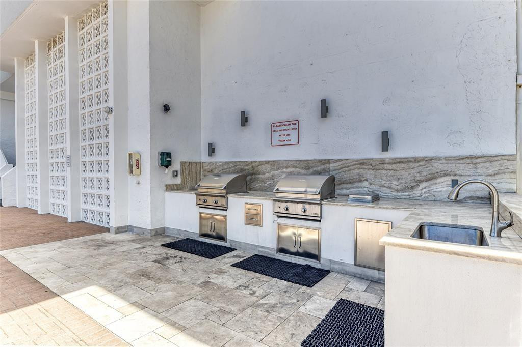 1010 S Ocean #1509 Pompano Beach, FL 33062