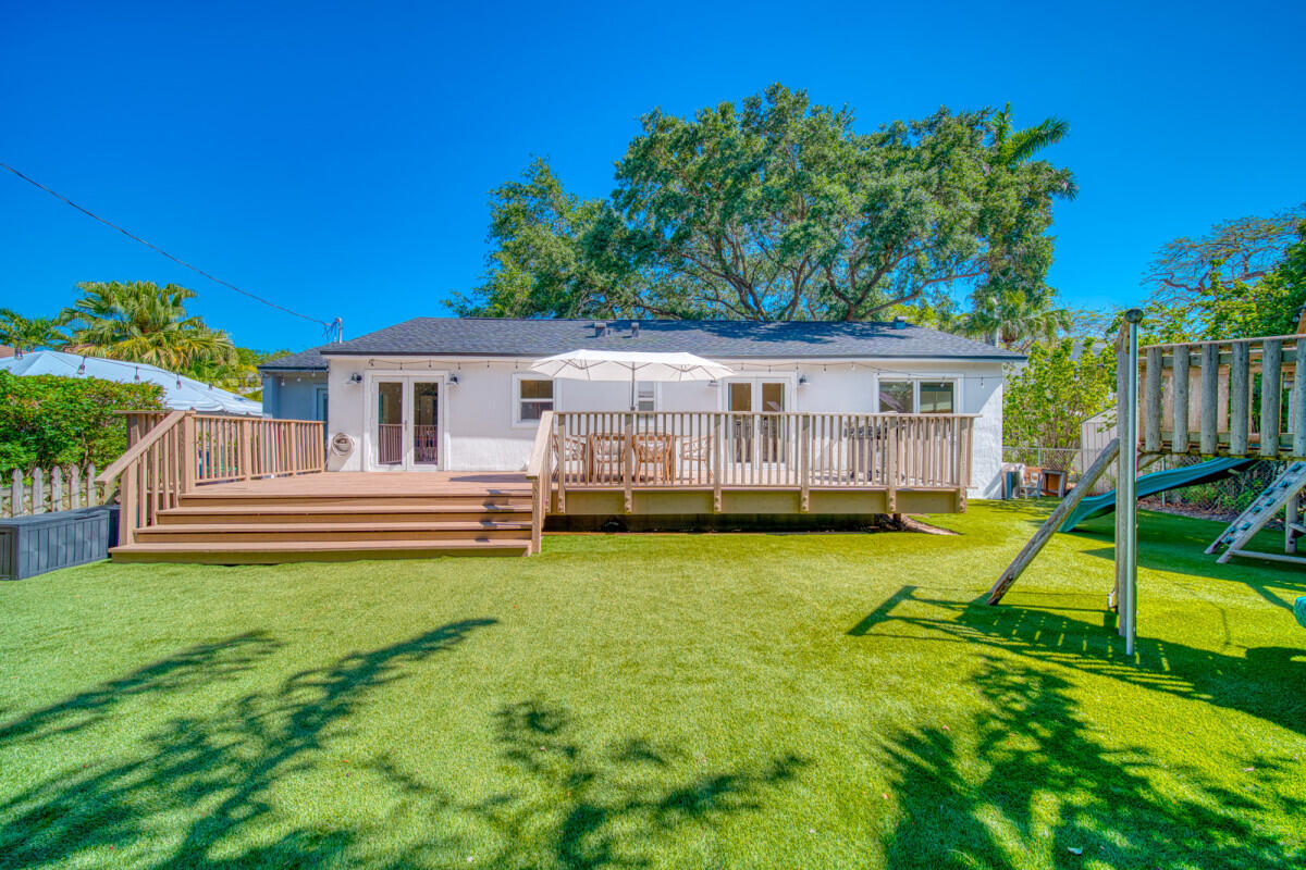 5870 SW 46th Miami, FL 33155