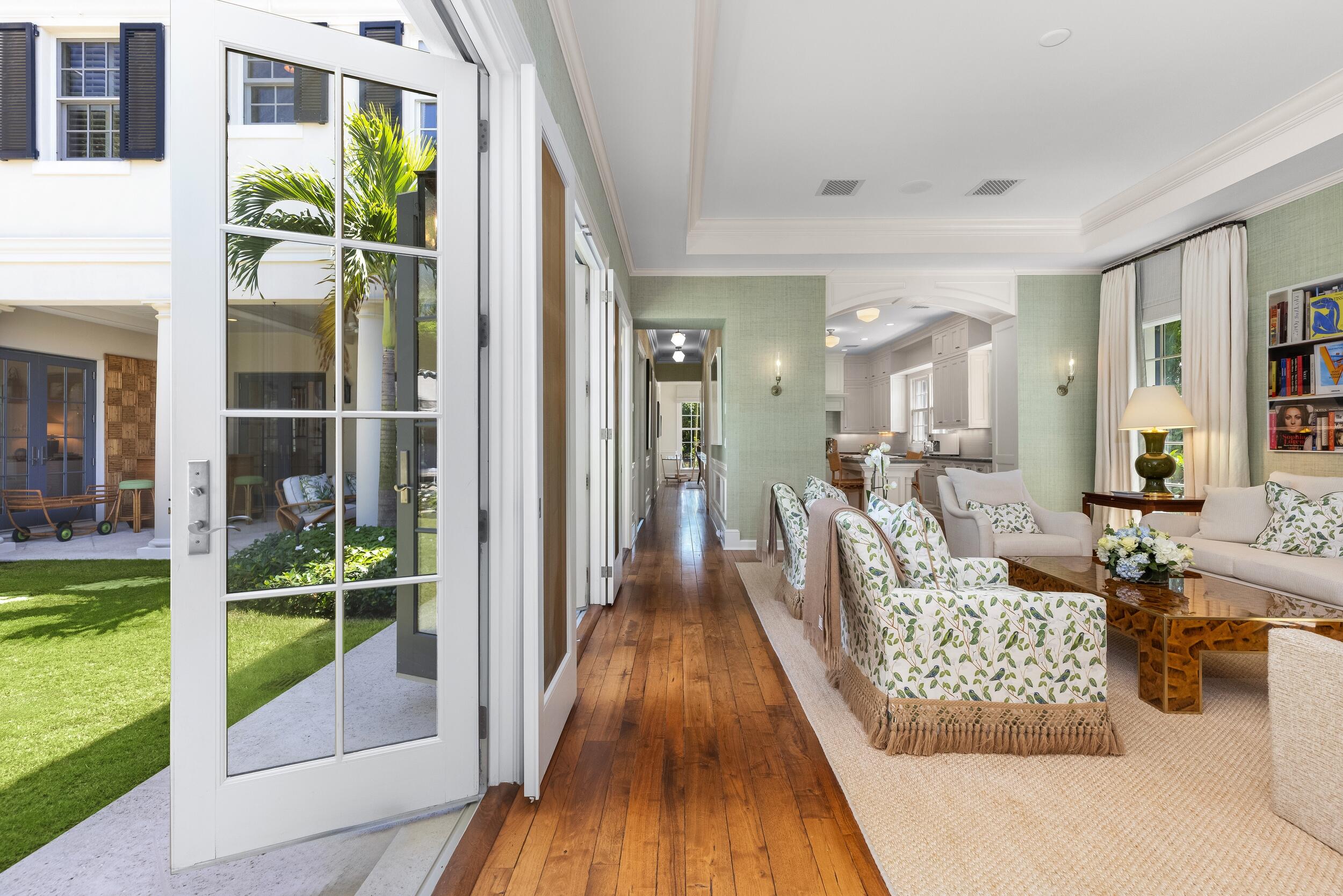 231 Coral Palm Beach, FL 33480