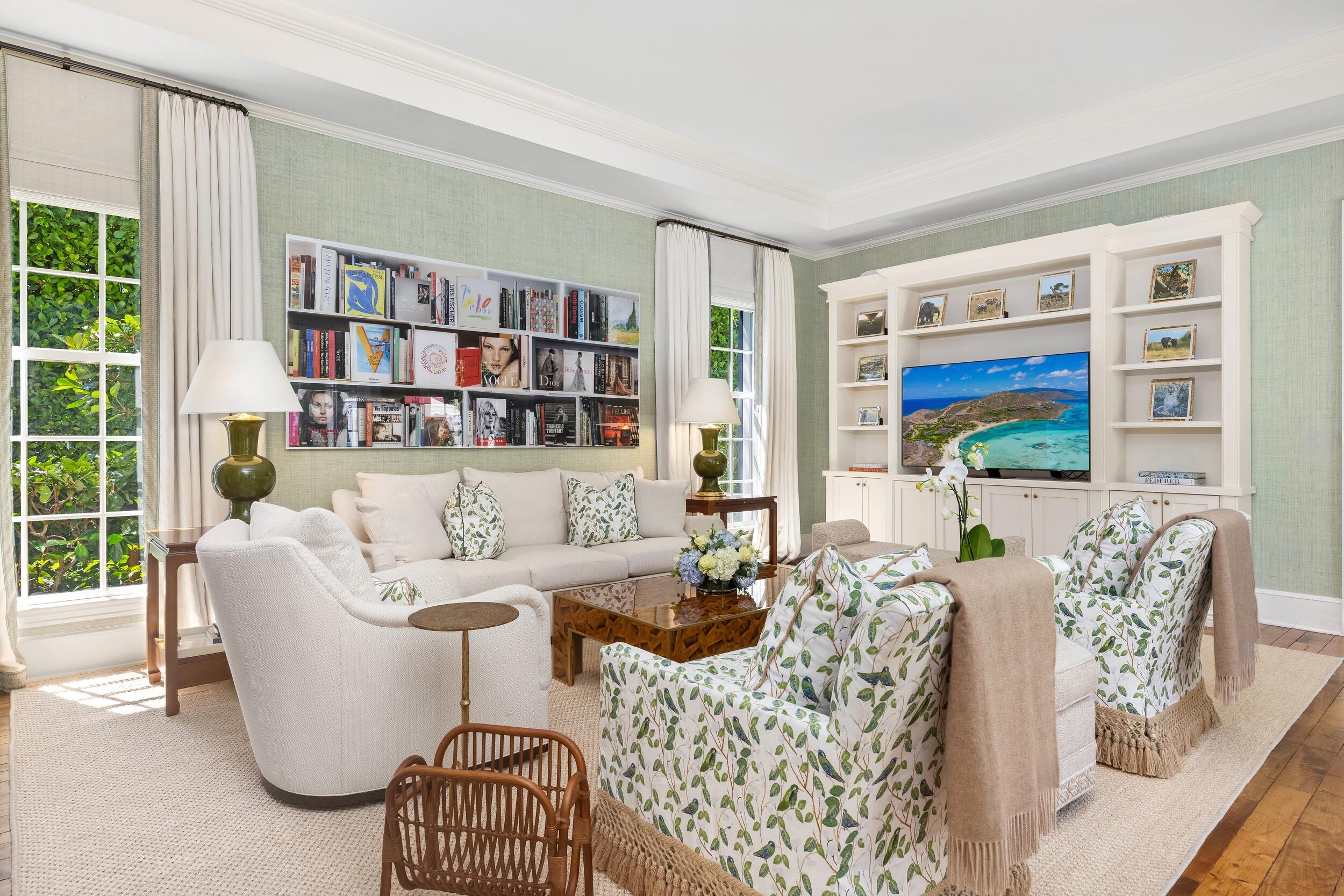 231 Coral Palm Beach, FL 33480