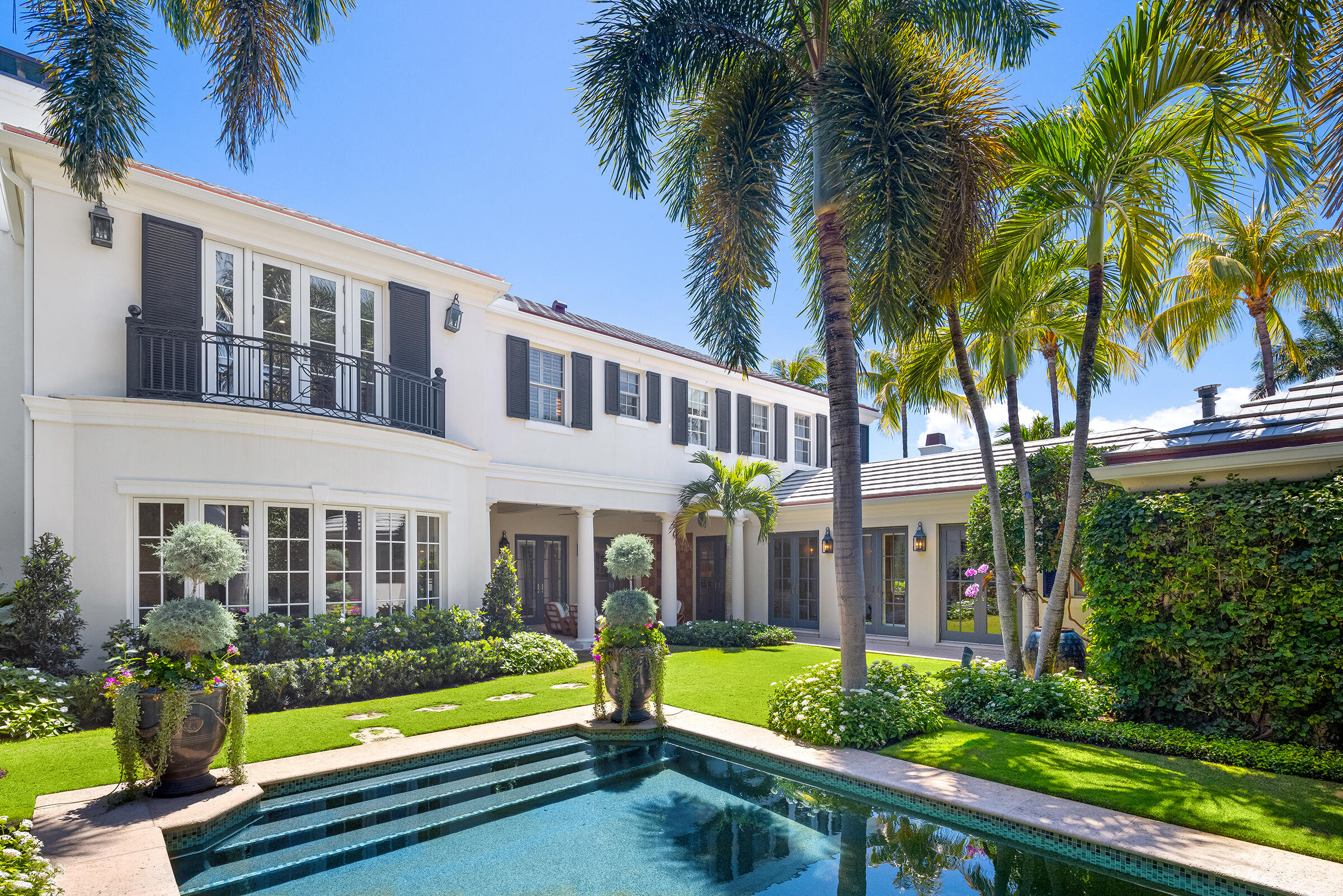 231 Coral Palm Beach, FL 33480
