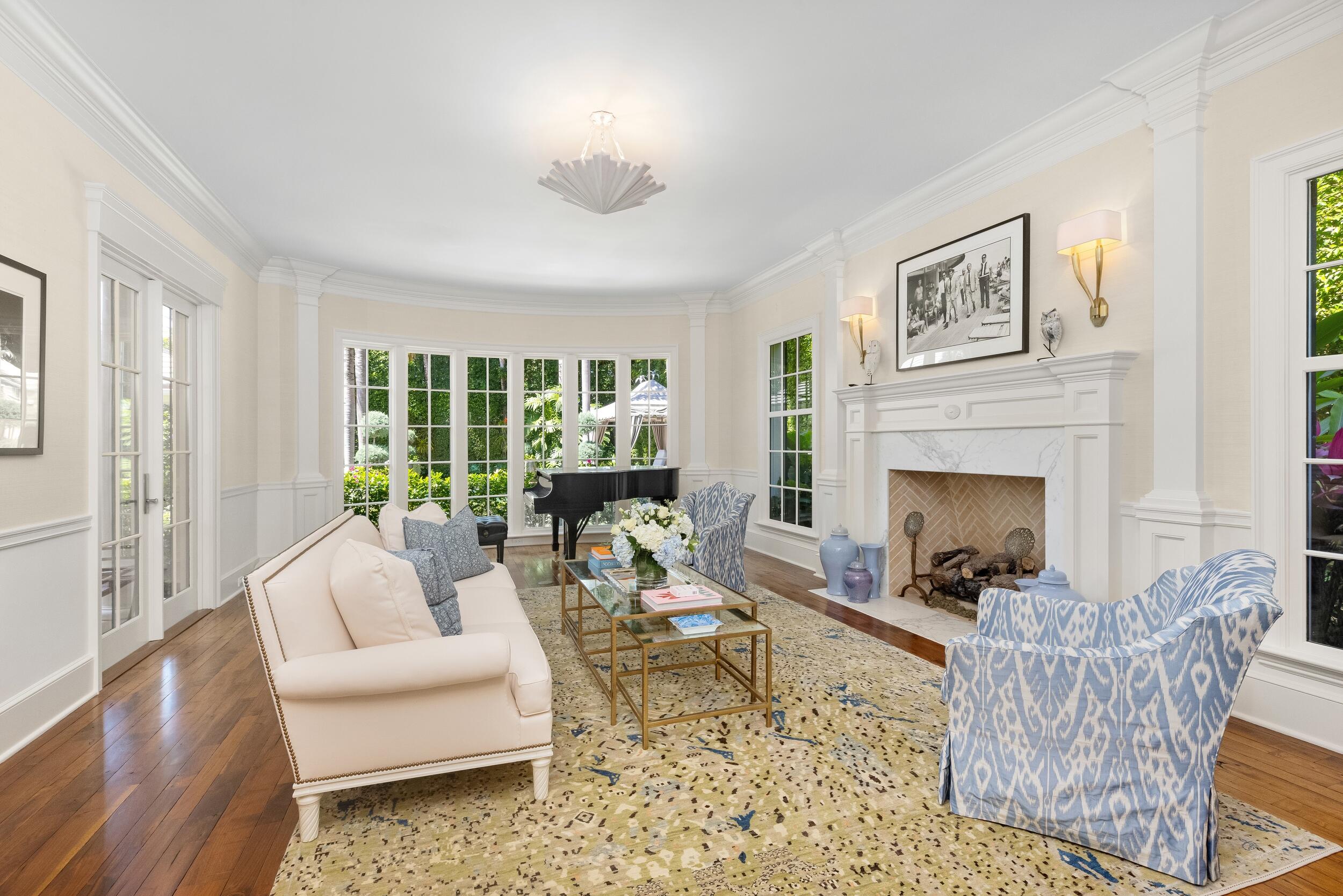 231 Coral Palm Beach, FL 33480