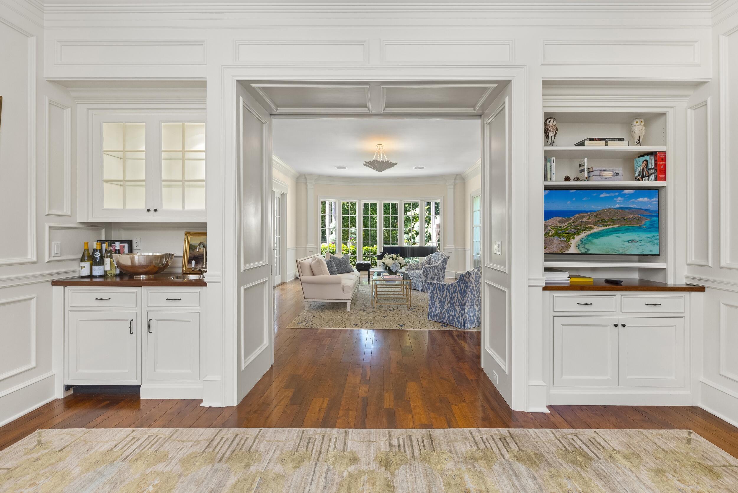 231 Coral Palm Beach, FL 33480