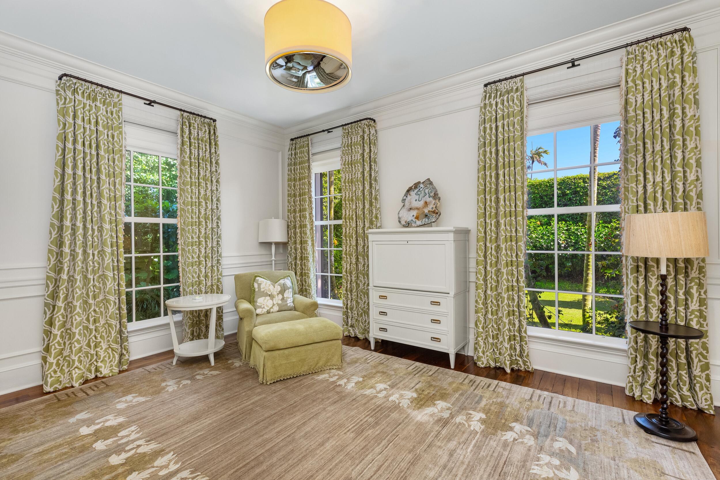 231 Coral Palm Beach, FL 33480