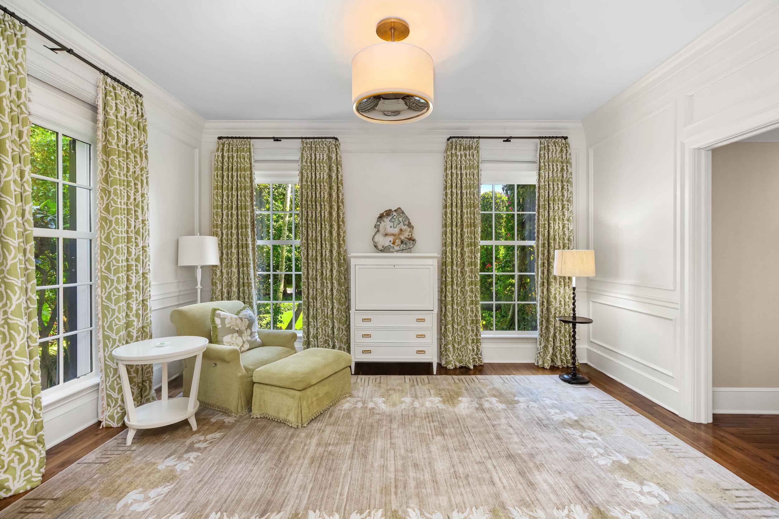 231 Coral Palm Beach, FL 33480
