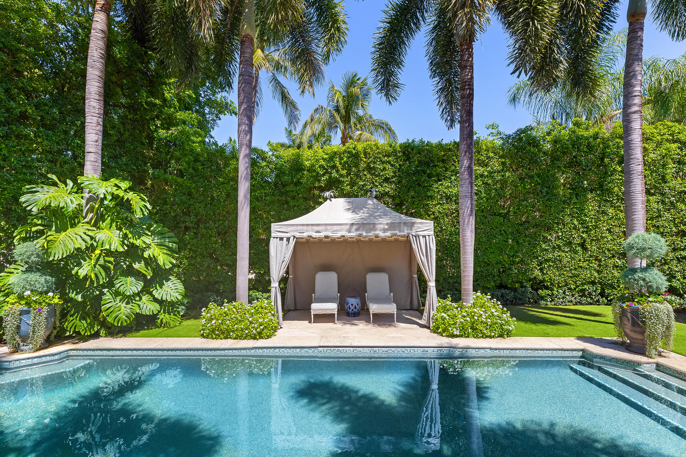 231 Coral Palm Beach, FL 33480