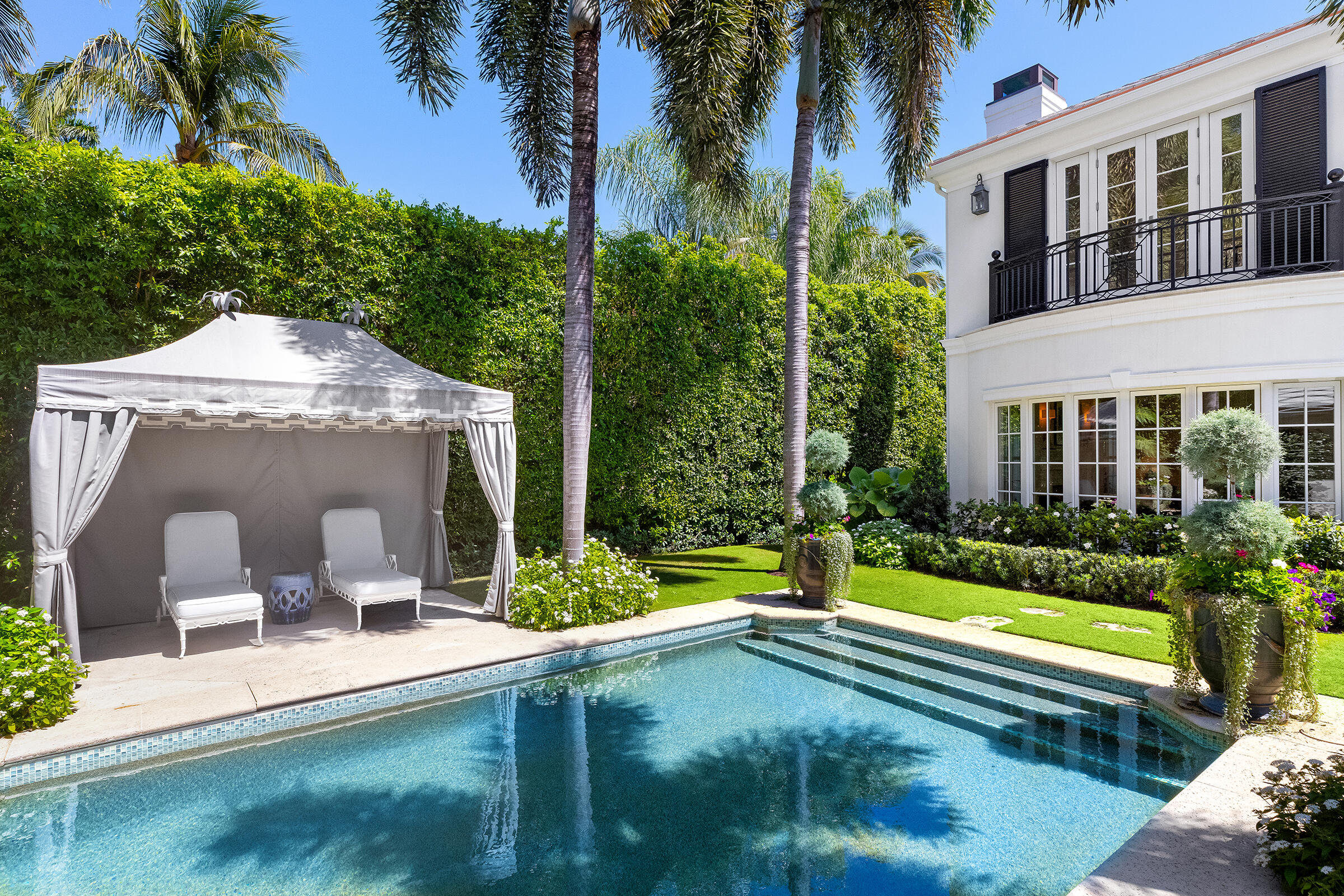 231 Coral Palm Beach, FL 33480