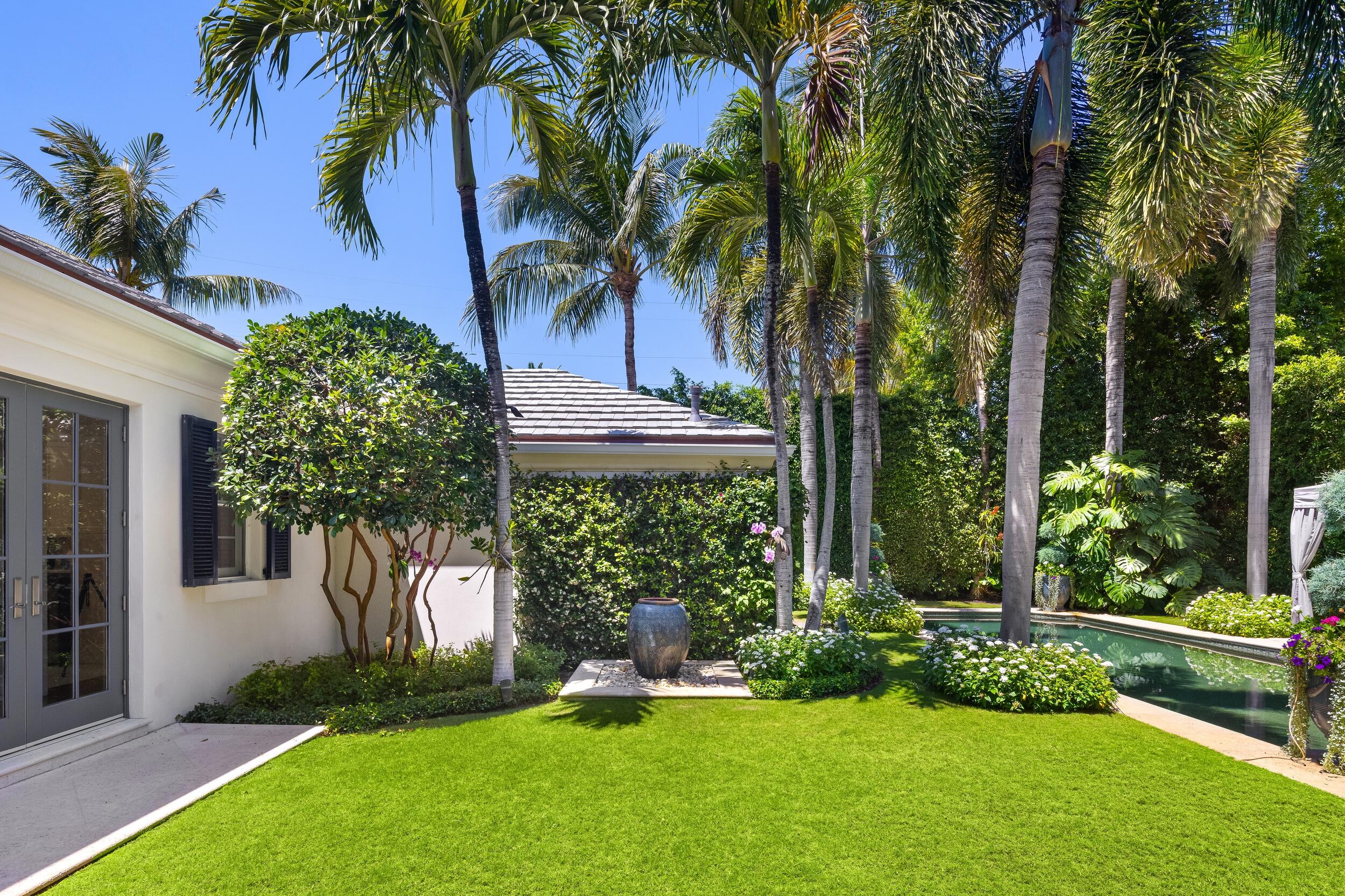 231 Coral Palm Beach, FL 33480