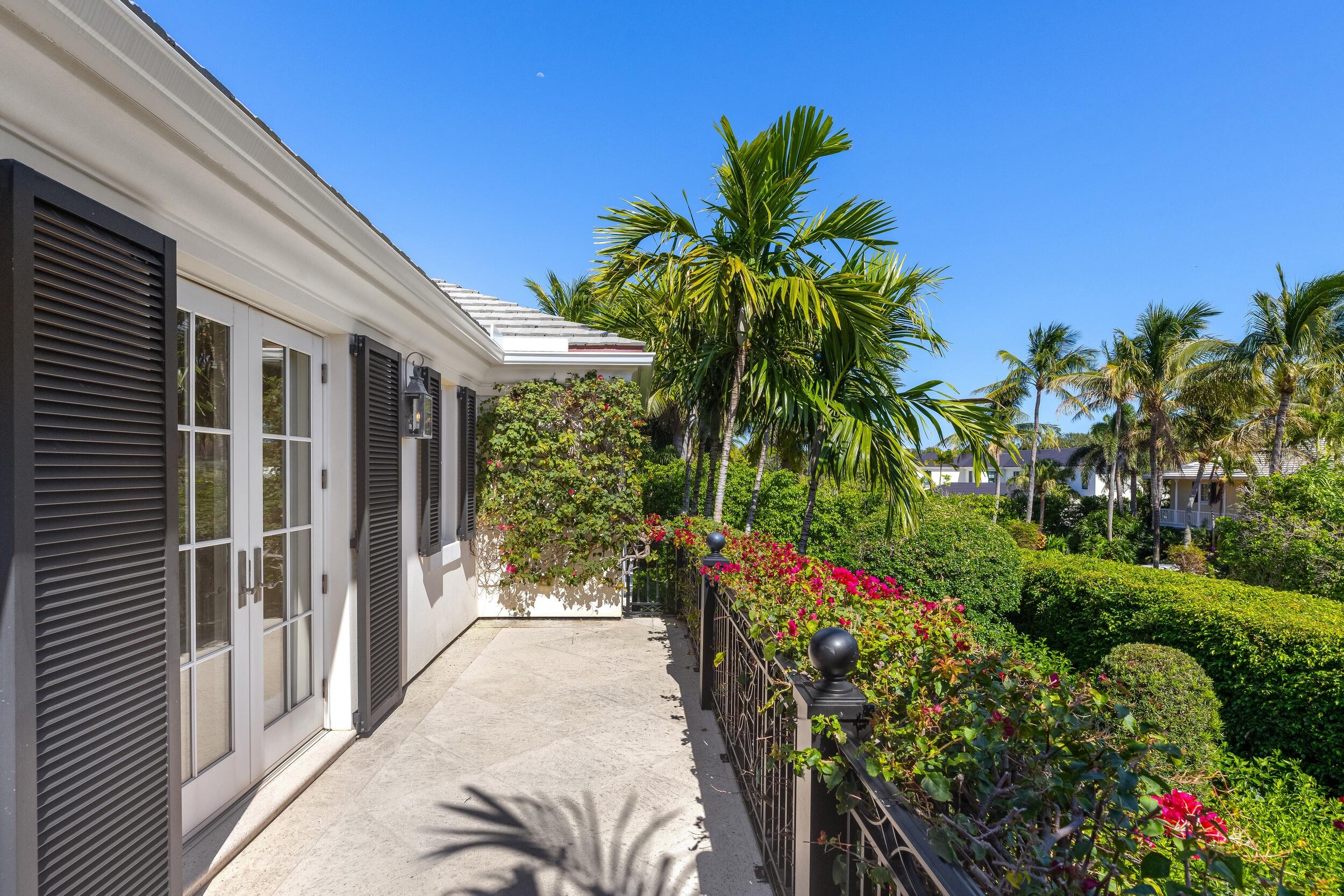 231 Coral Palm Beach, FL 33480