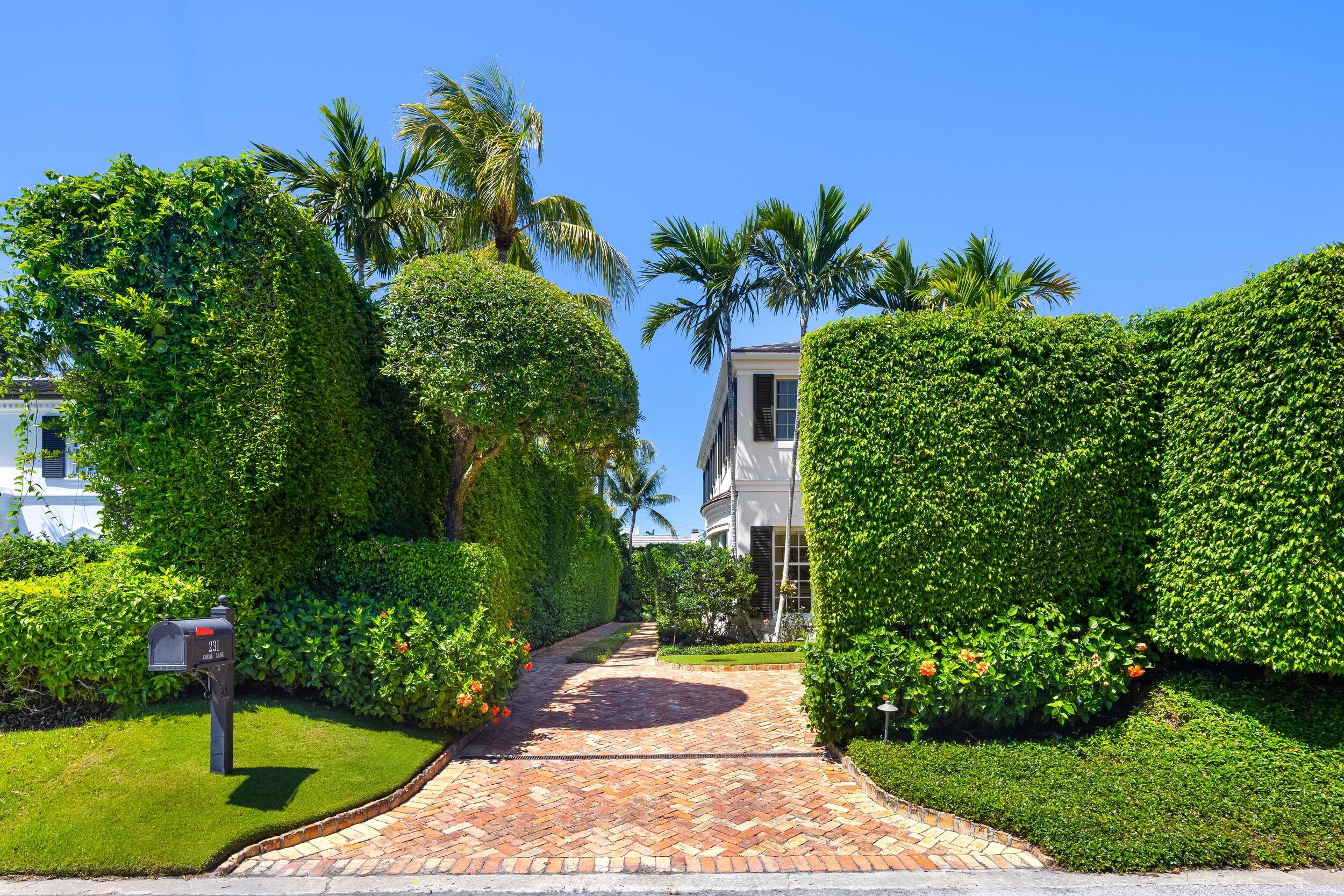 231 Coral Palm Beach, FL 33480