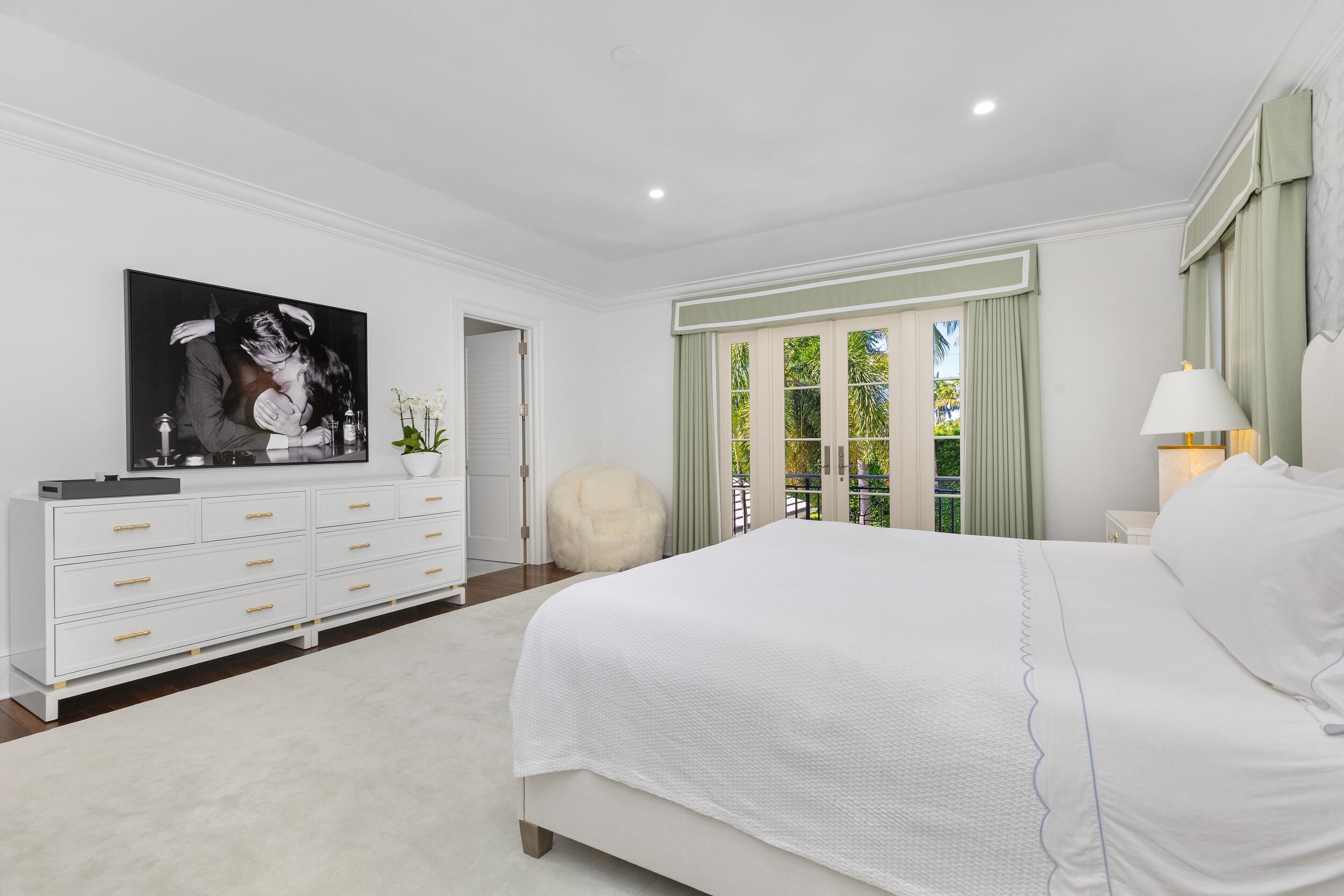 231 Coral Palm Beach, FL 33480