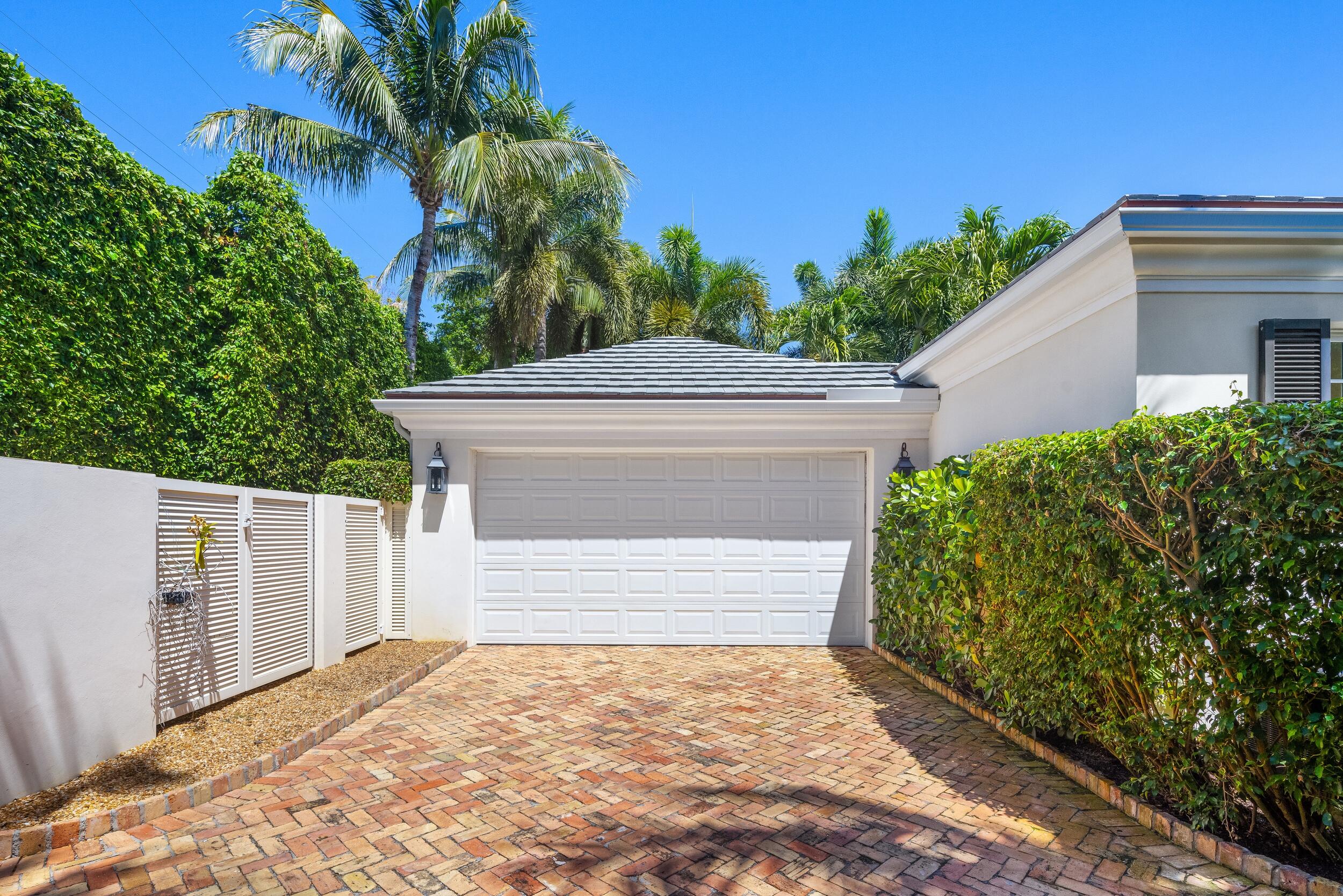231 Coral Palm Beach, FL 33480