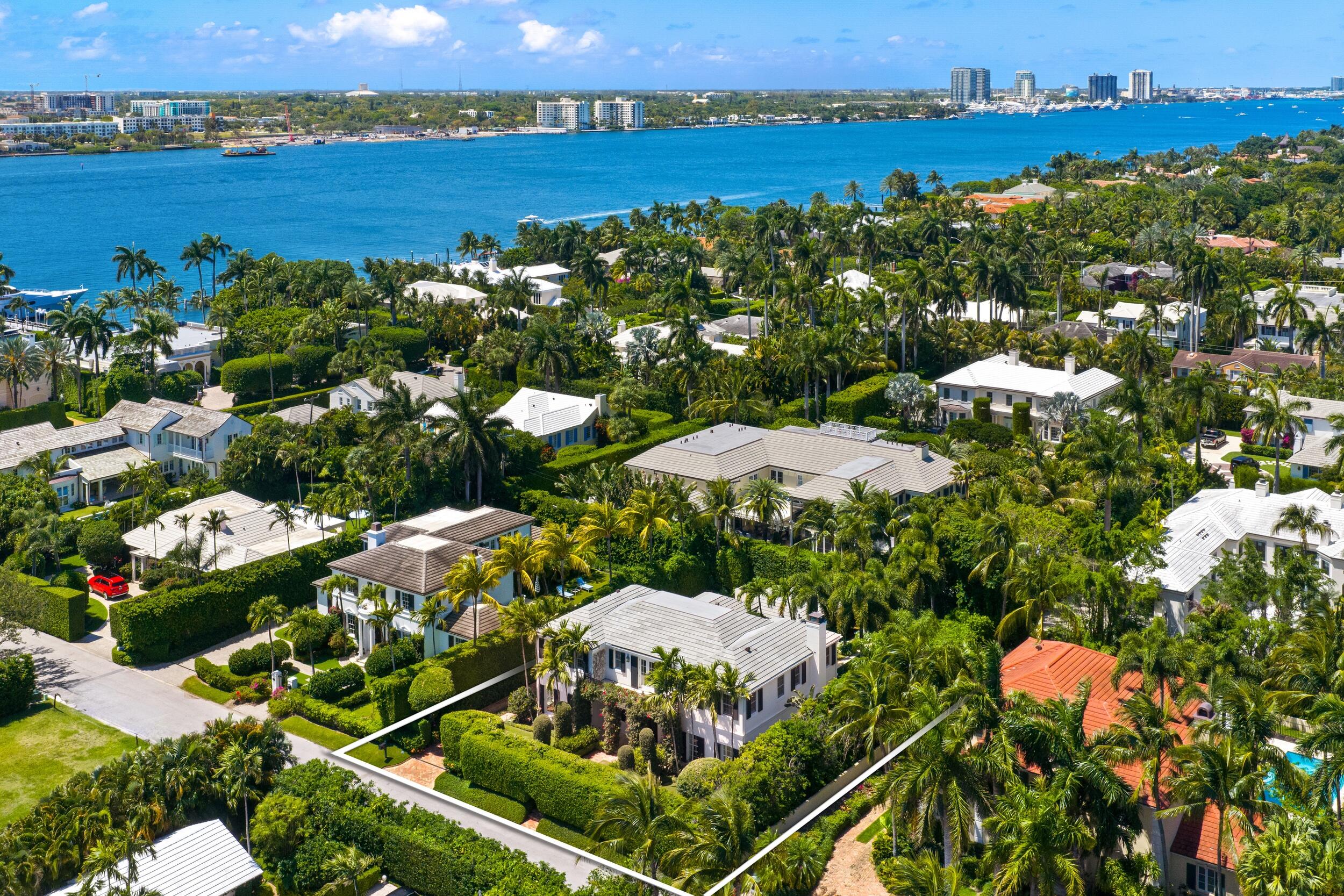 231 Coral Palm Beach, FL 33480