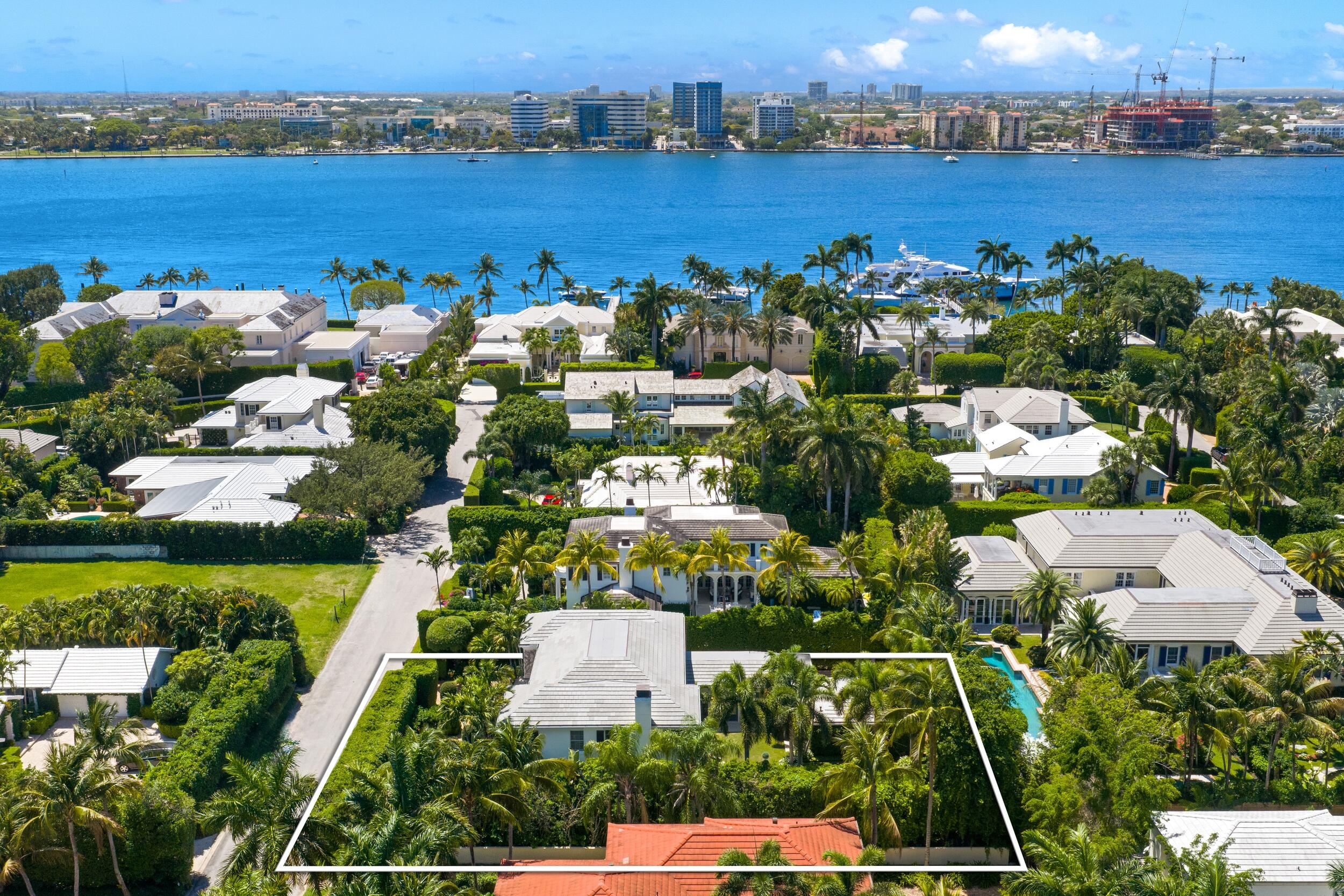231 Coral Palm Beach, FL 33480