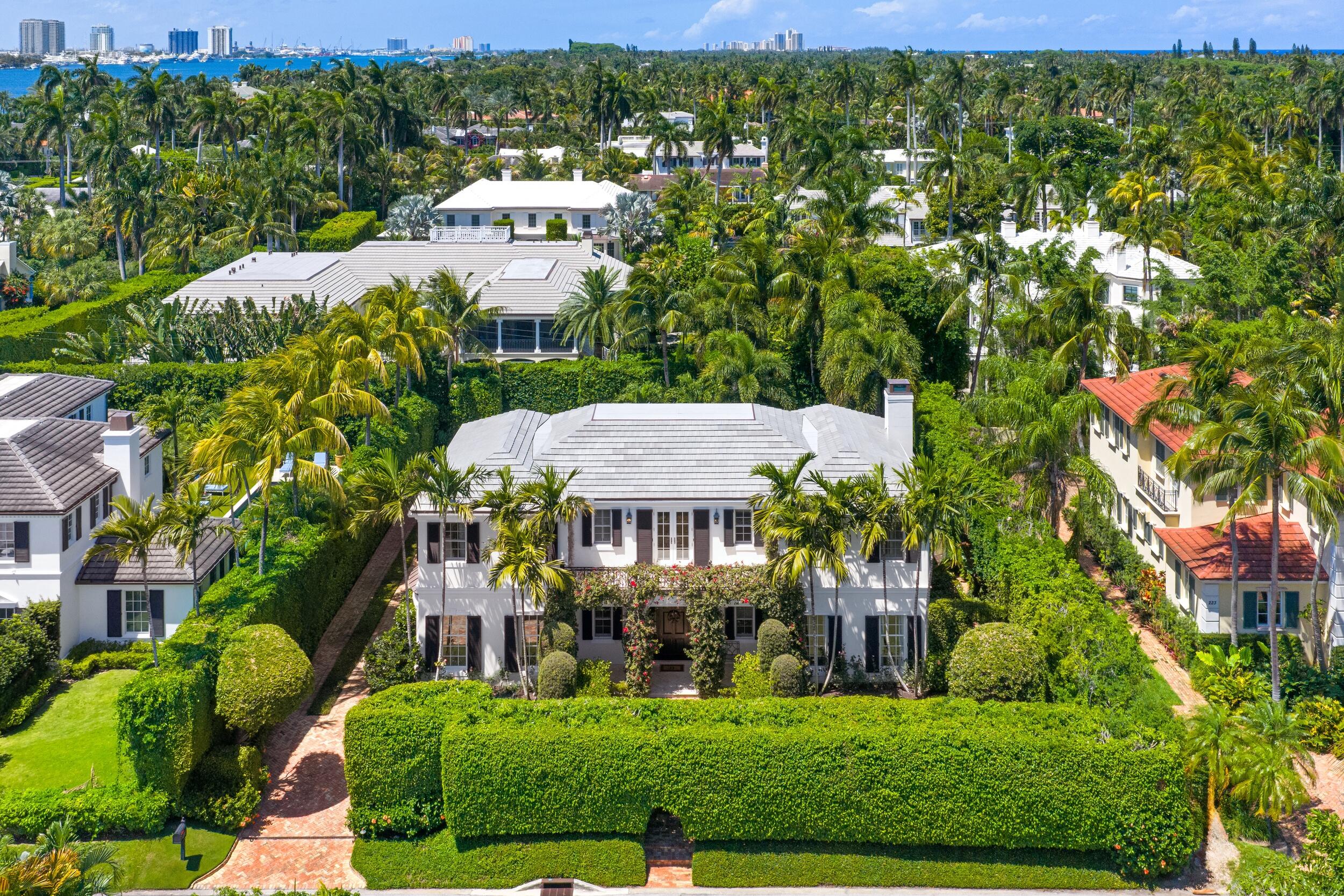 231 Coral Palm Beach, FL 33480