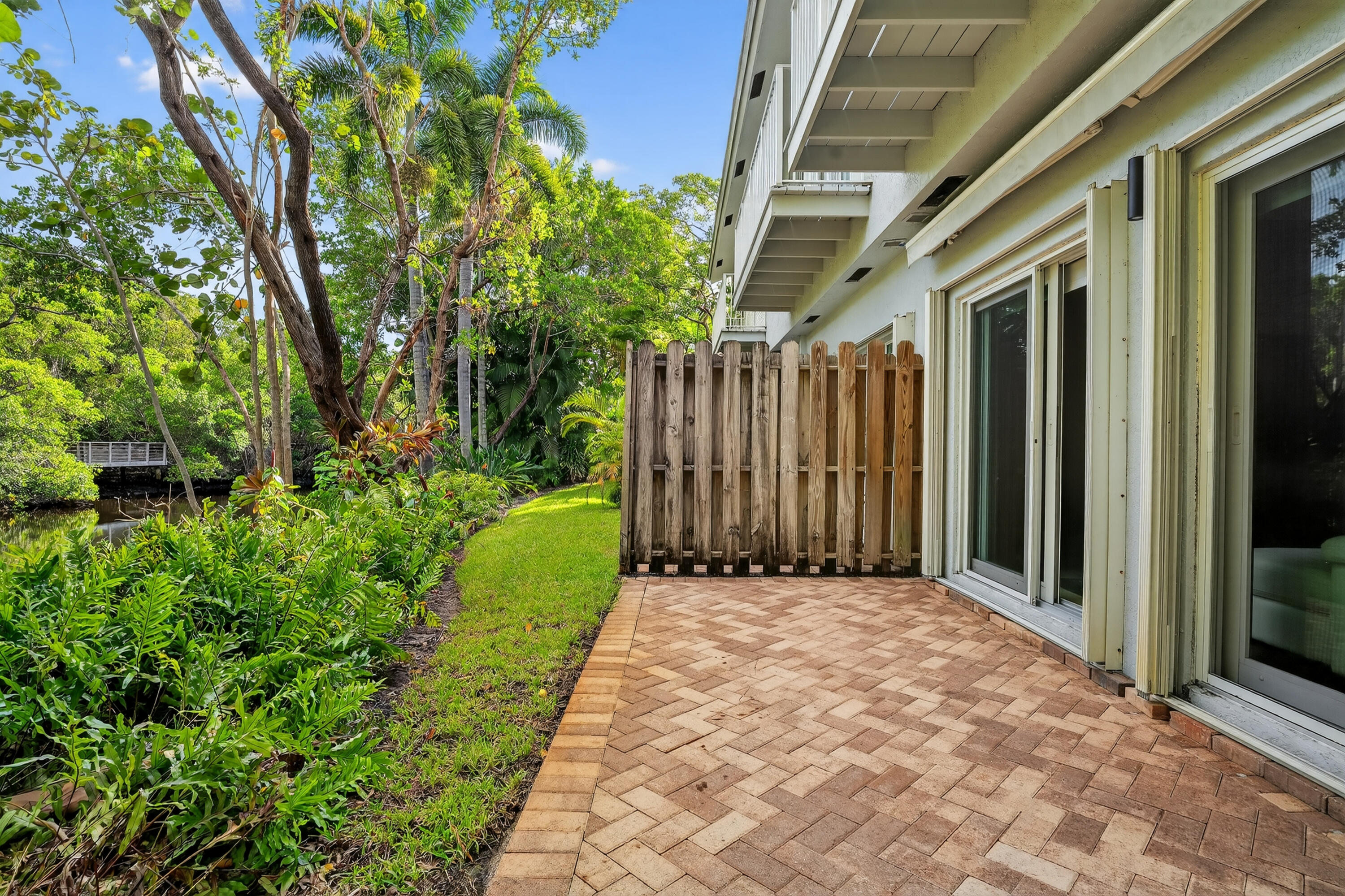 1777 NE 4th #B3 Fort Lauderdale, FL 33305