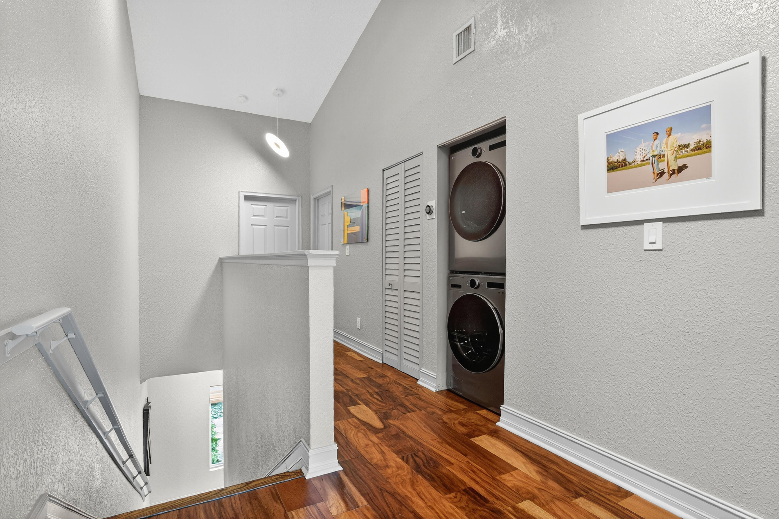 1777 NE 4th #B3 Fort Lauderdale, FL 33305