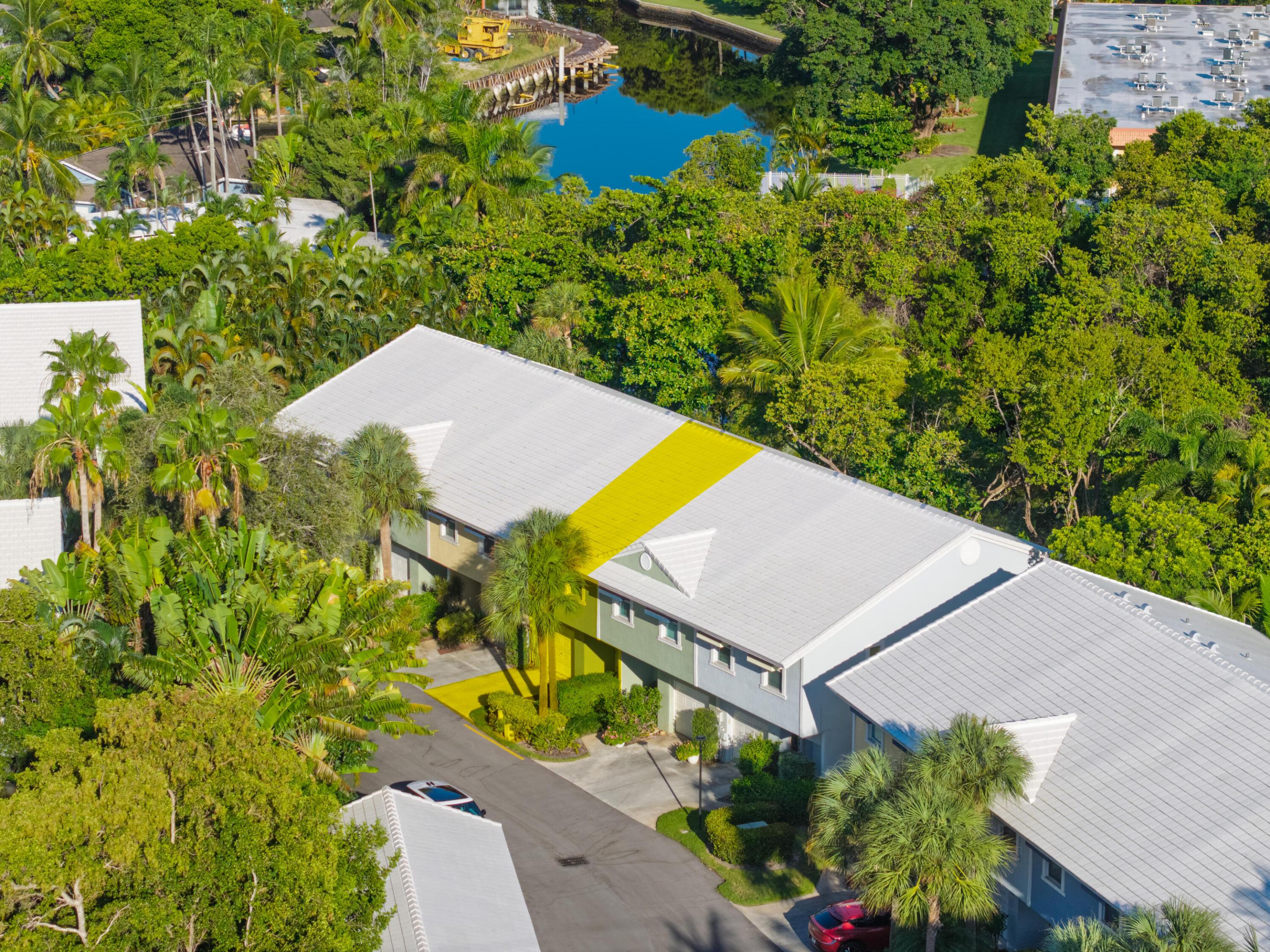 1777 NE 4th #B3 Fort Lauderdale, FL 33305