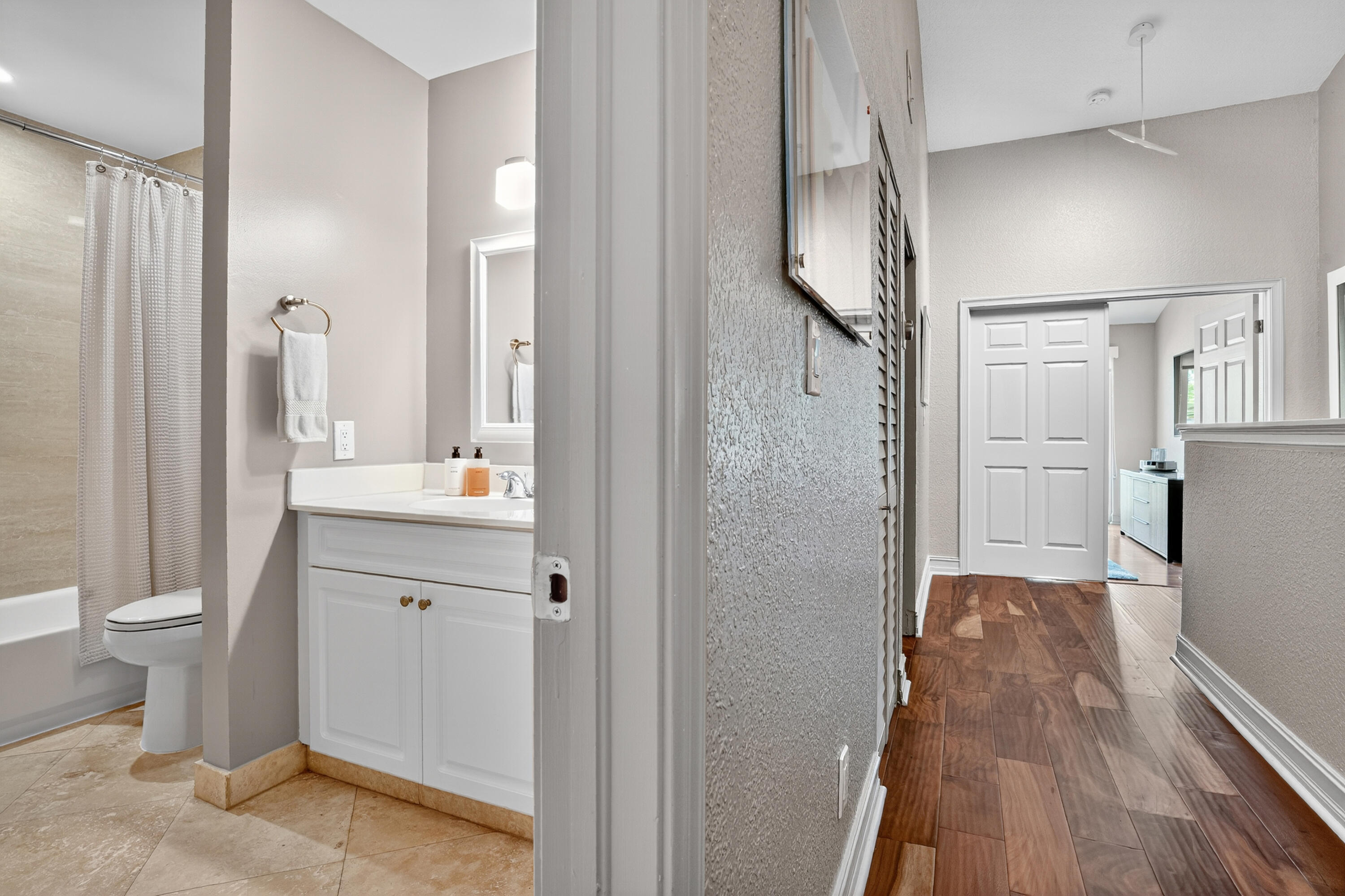 1777 NE 4th #B3 Fort Lauderdale, FL 33305