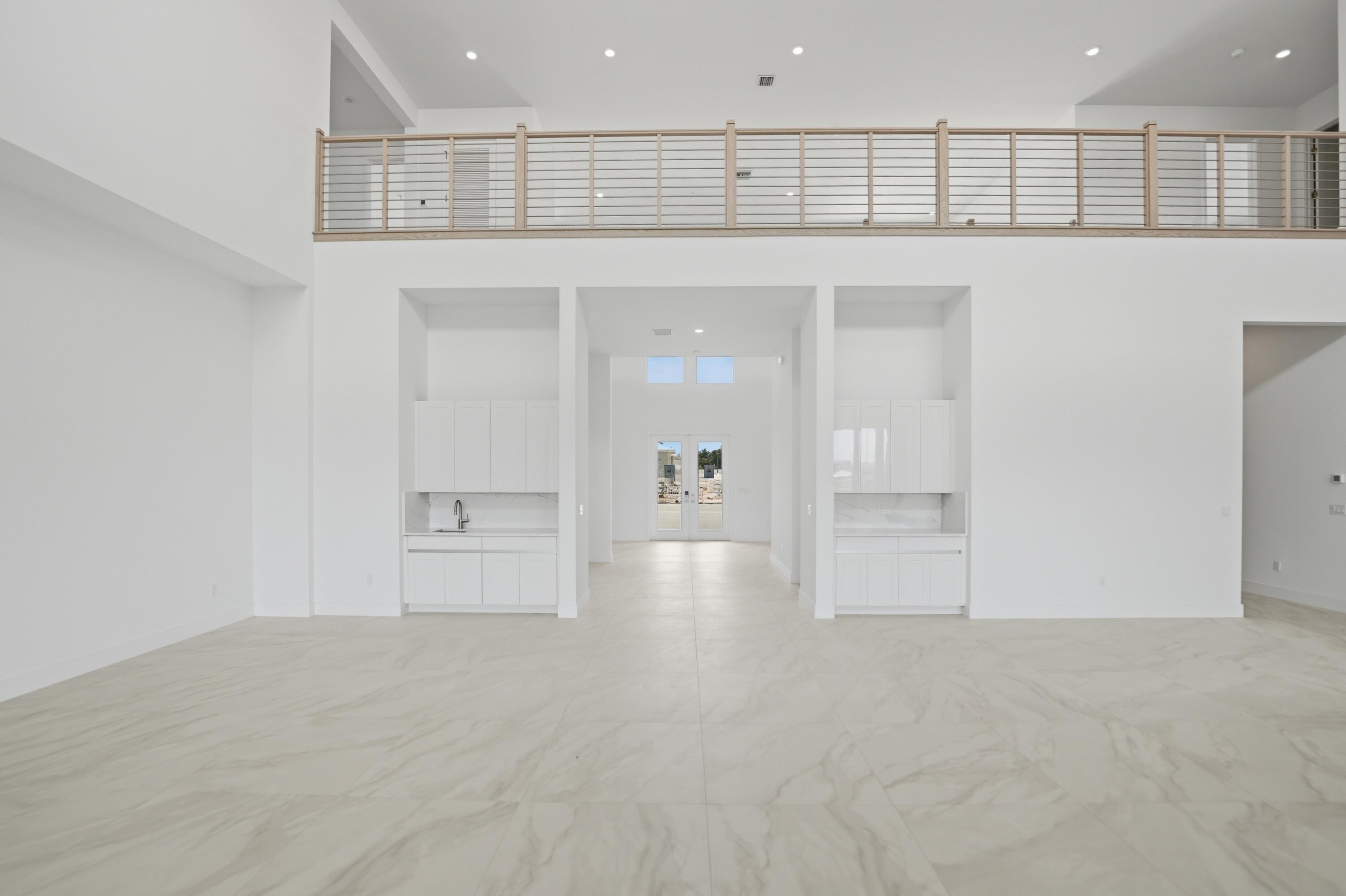 7738 Longchamp Lake Worth, FL 33449