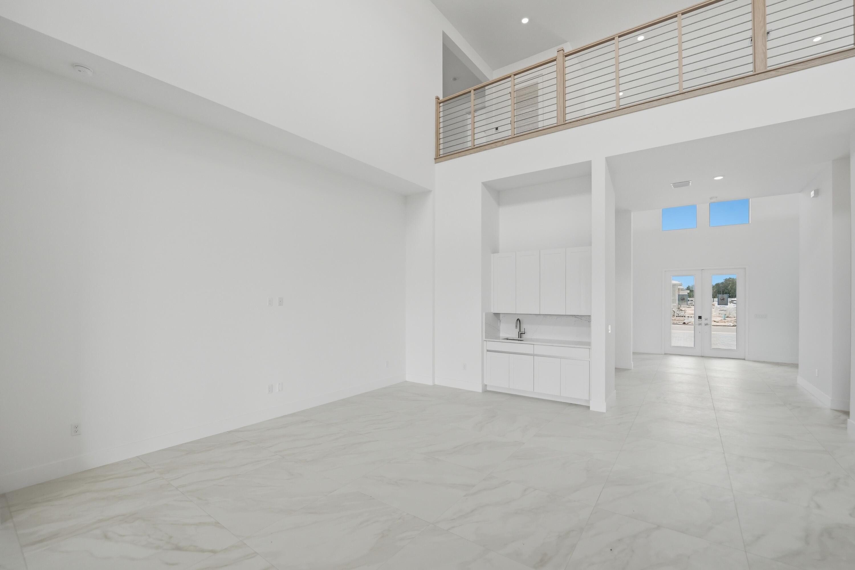7738 Longchamp Lake Worth, FL 33449