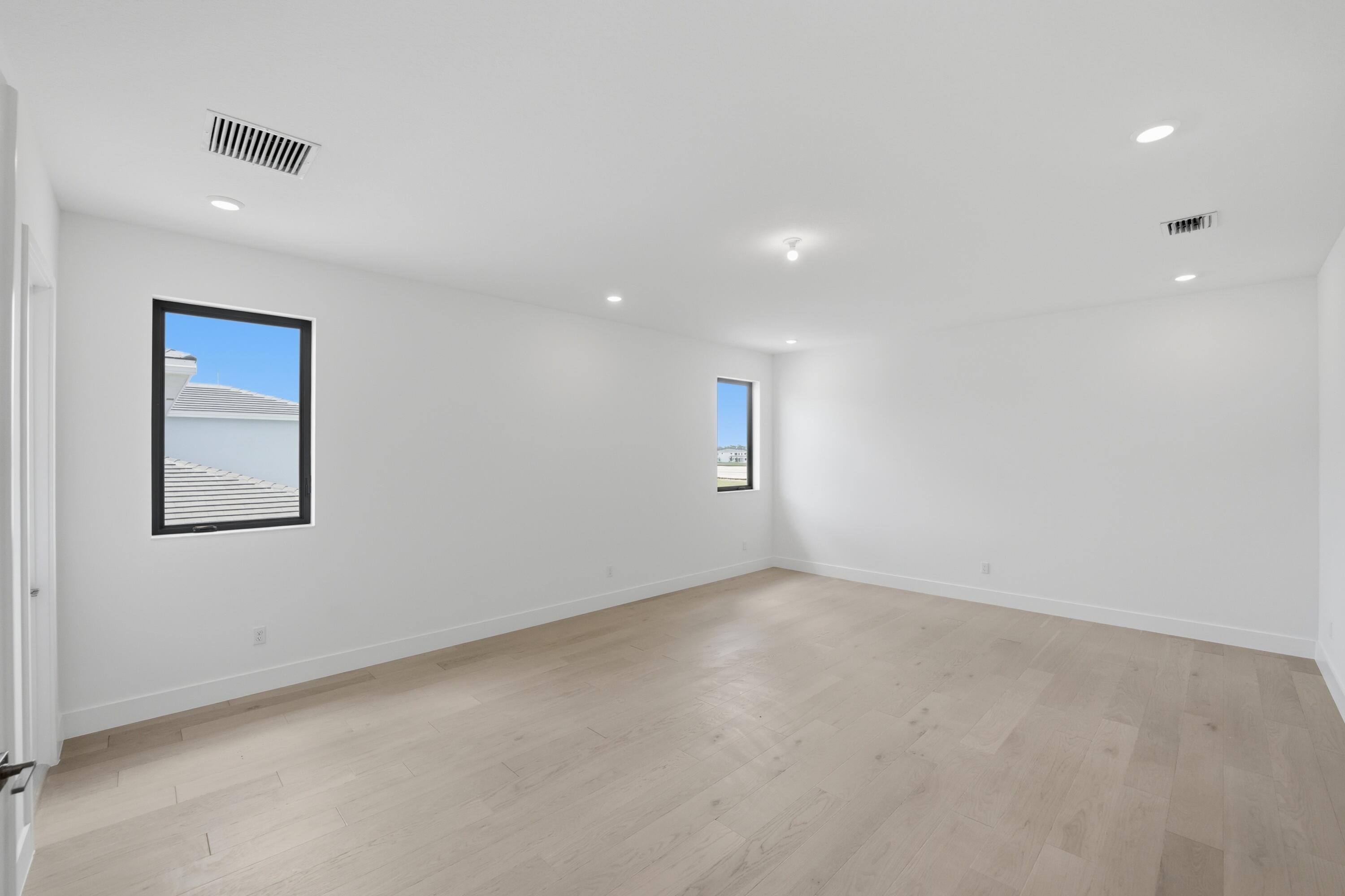 7738 Longchamp Lake Worth, FL 33449