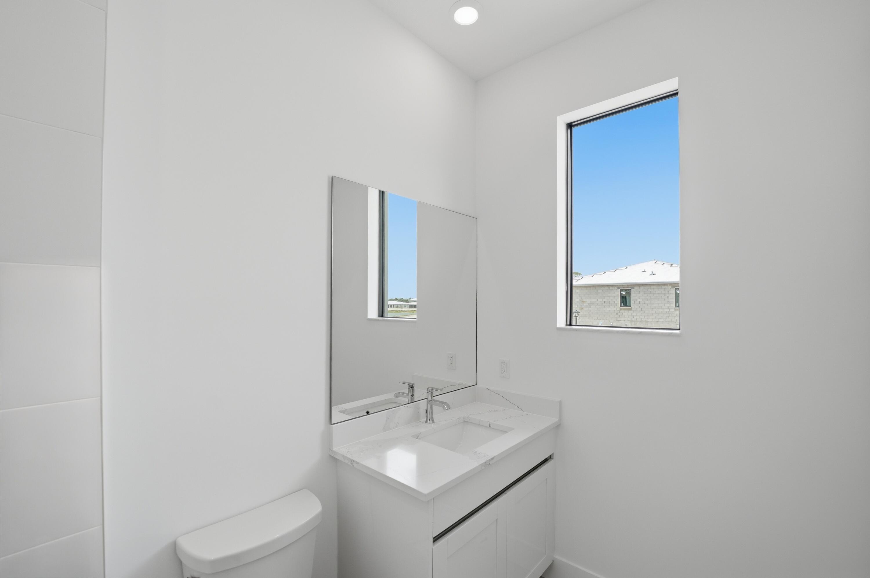 7738 Longchamp Lake Worth, FL 33449
