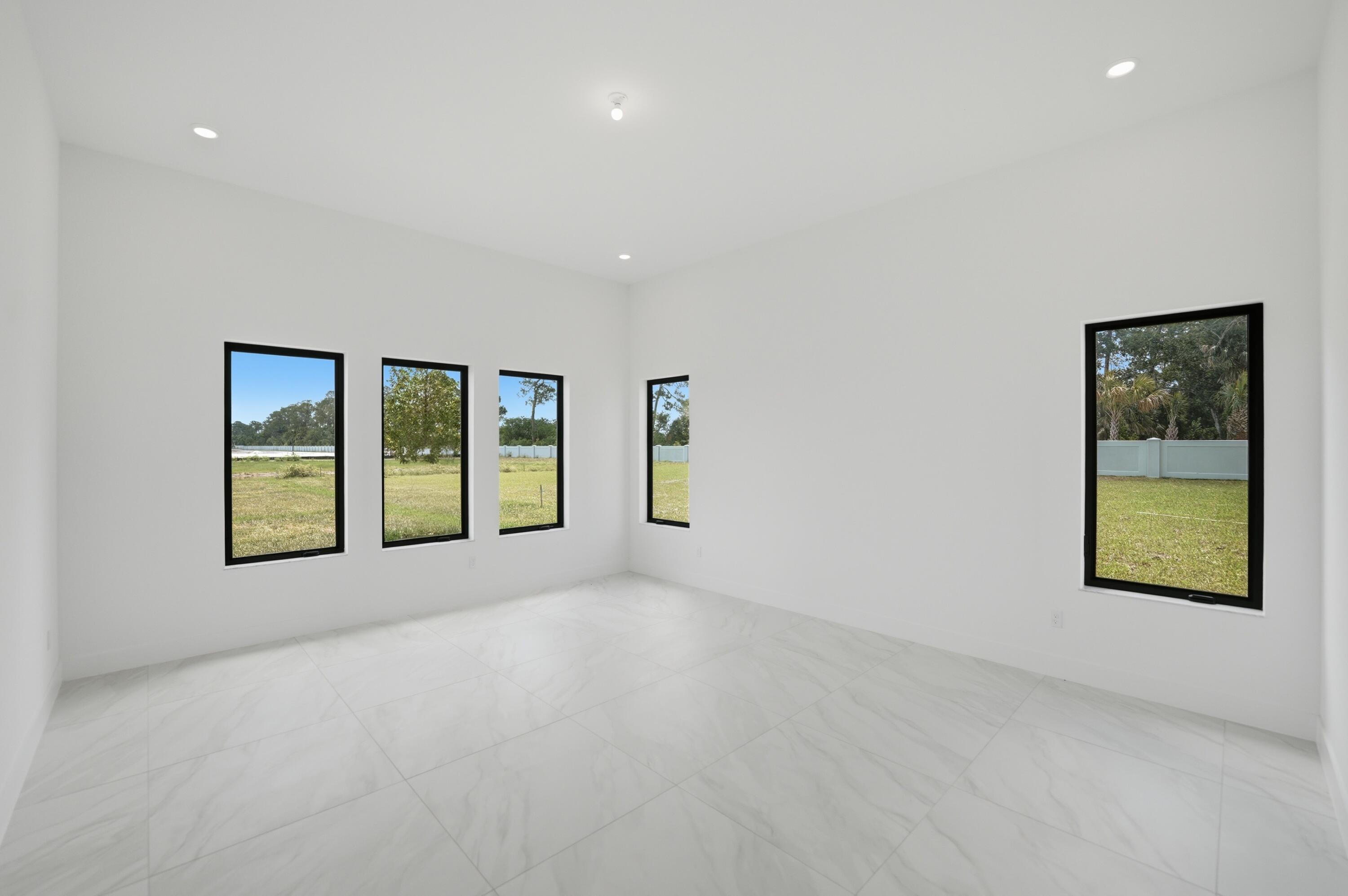 7738 Longchamp Lake Worth, FL 33449