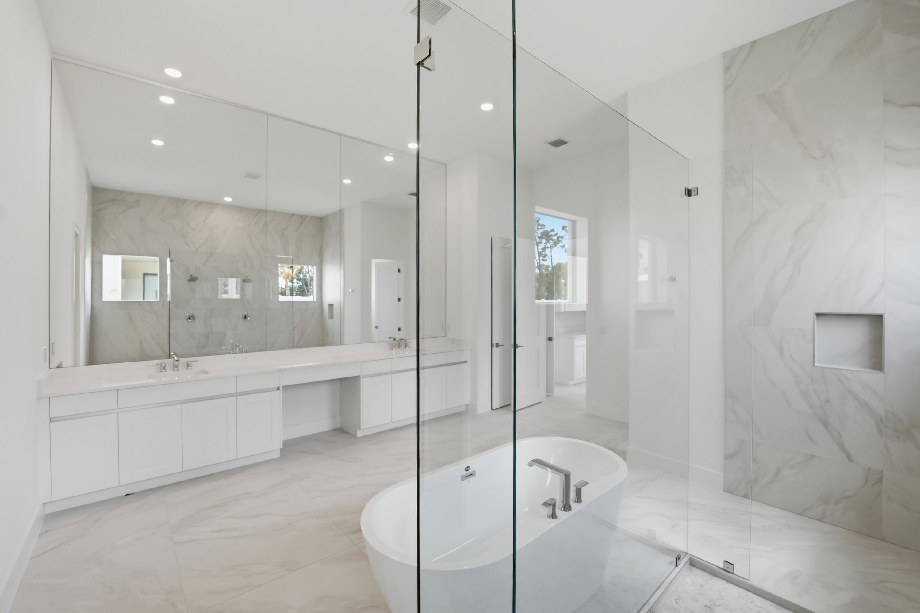 7738 Longchamp Lake Worth, FL 33449