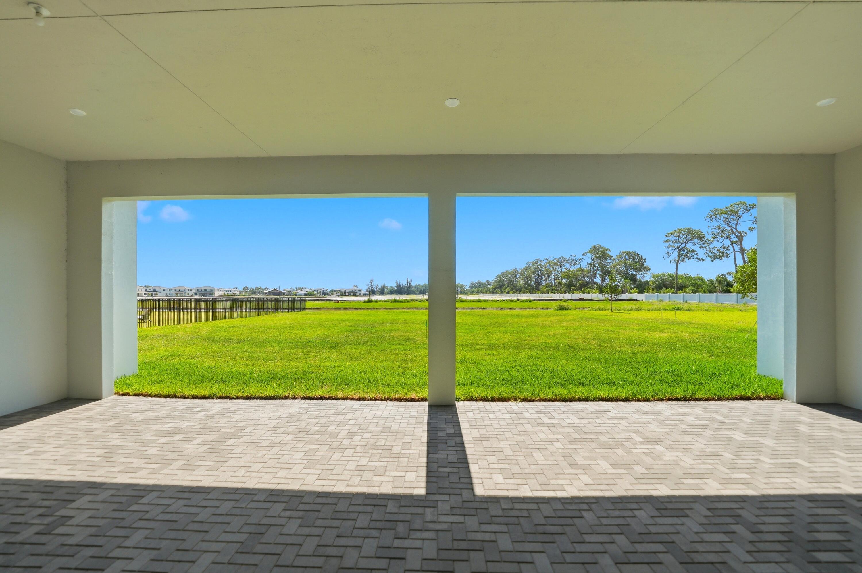 7738 Longchamp Lake Worth, FL 33449