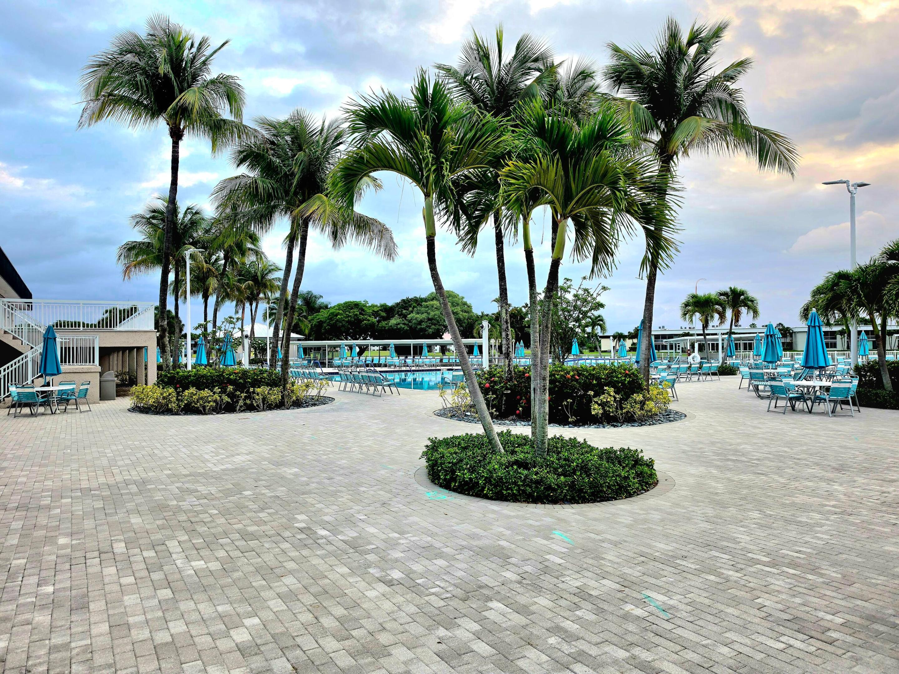 719 Flanders #O Delray Beach, FL 33484