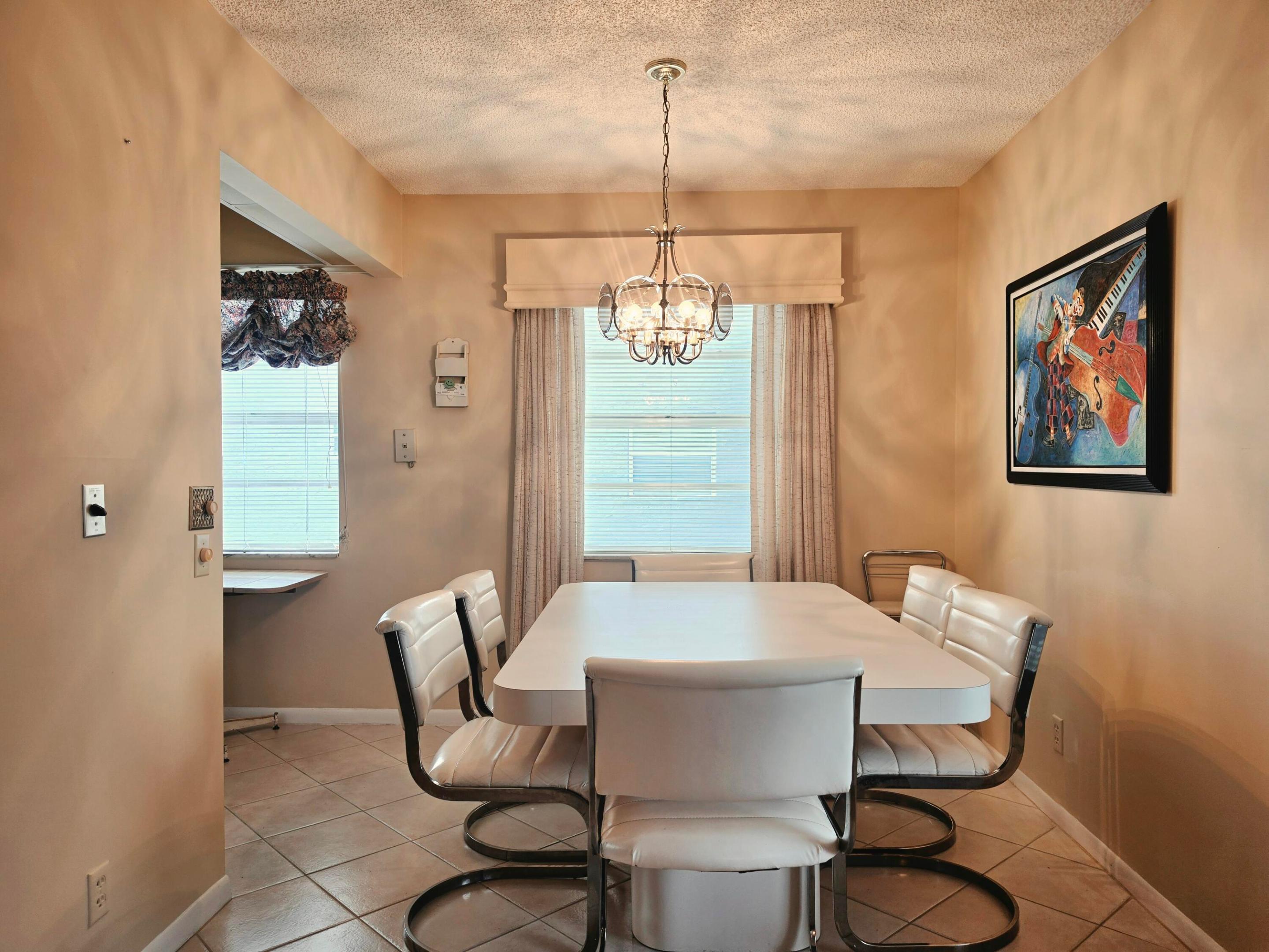 719 Flanders #O Delray Beach, FL 33484