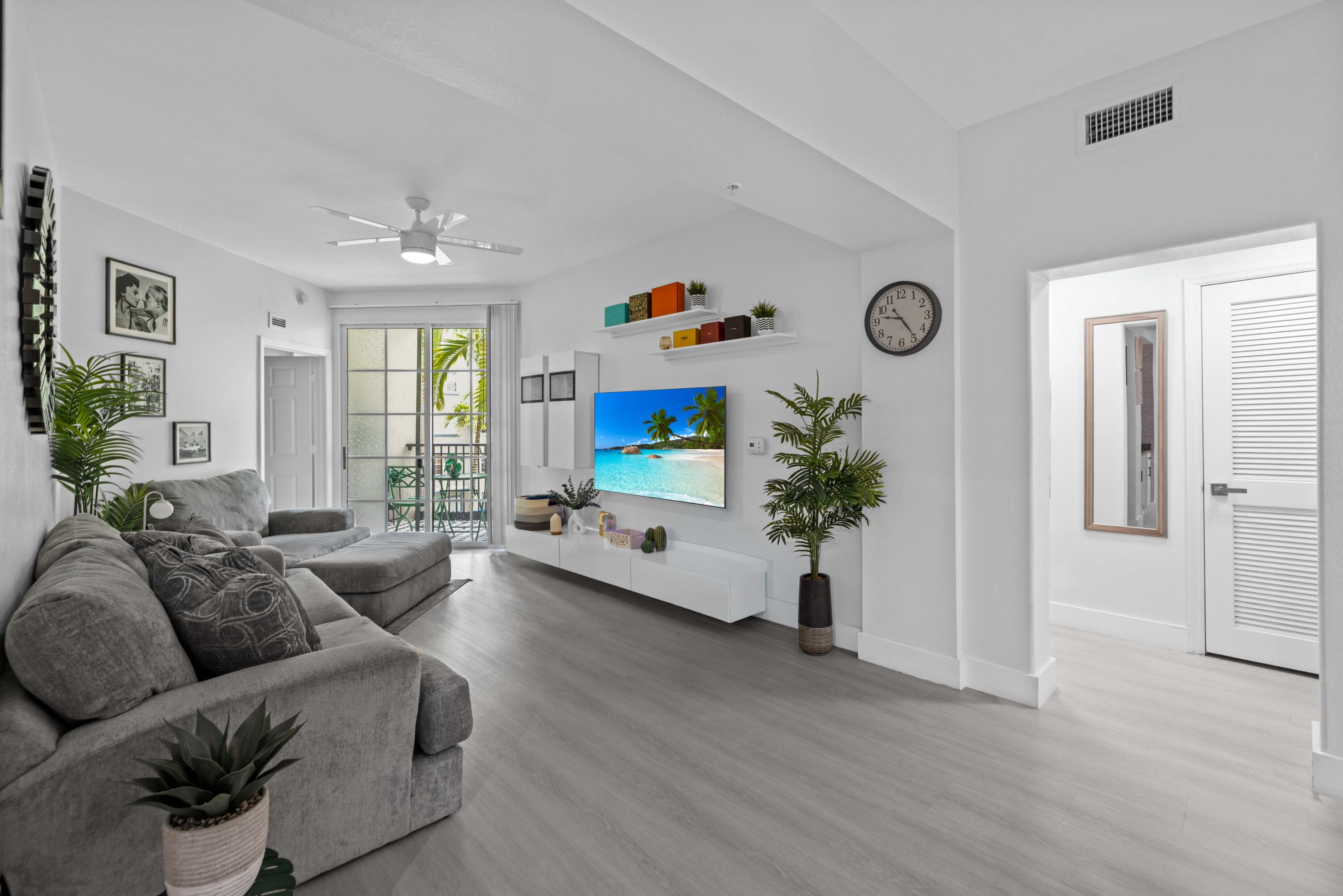 533 NE 3rd #339