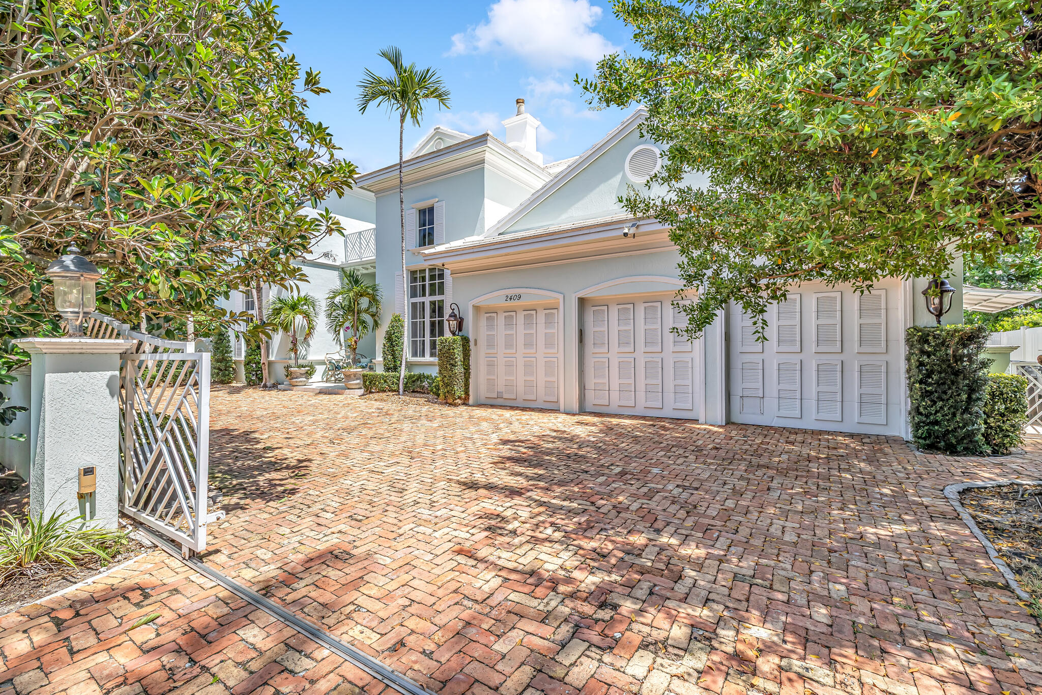 2409 NE 27th Lighthouse Point, FL 33064