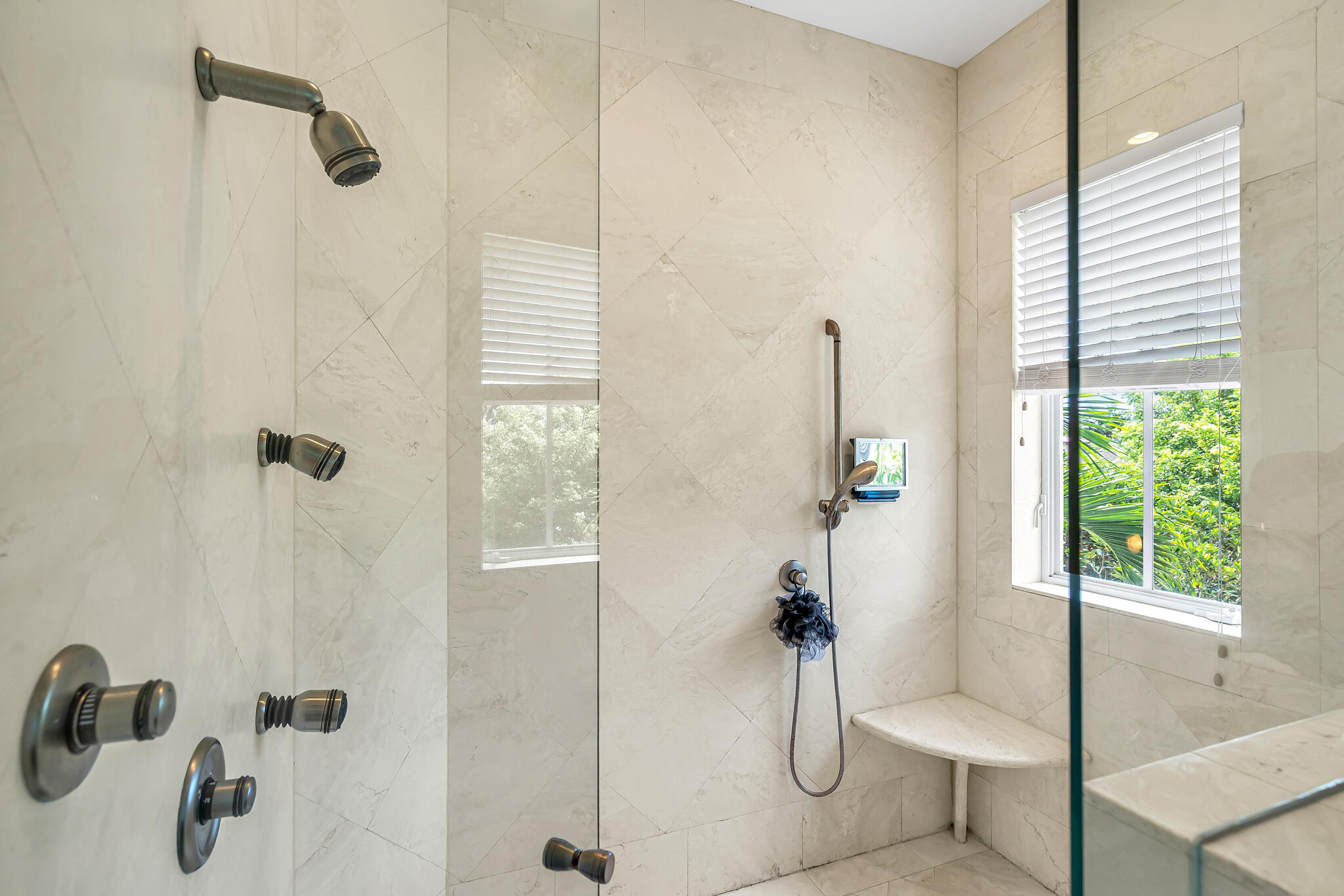 2409 NE 27th Lighthouse Point, FL 33064
