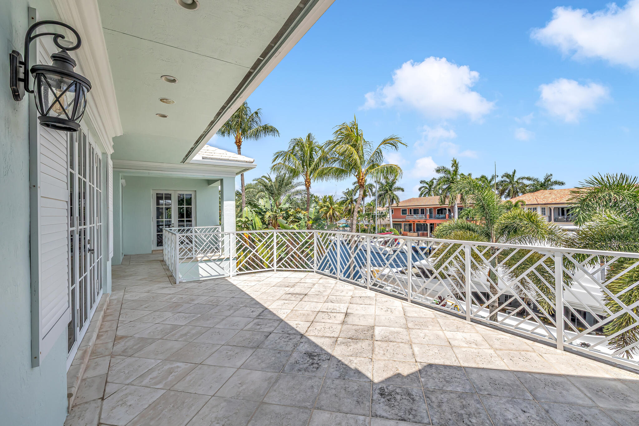 2409 NE 27th Lighthouse Point, FL 33064
