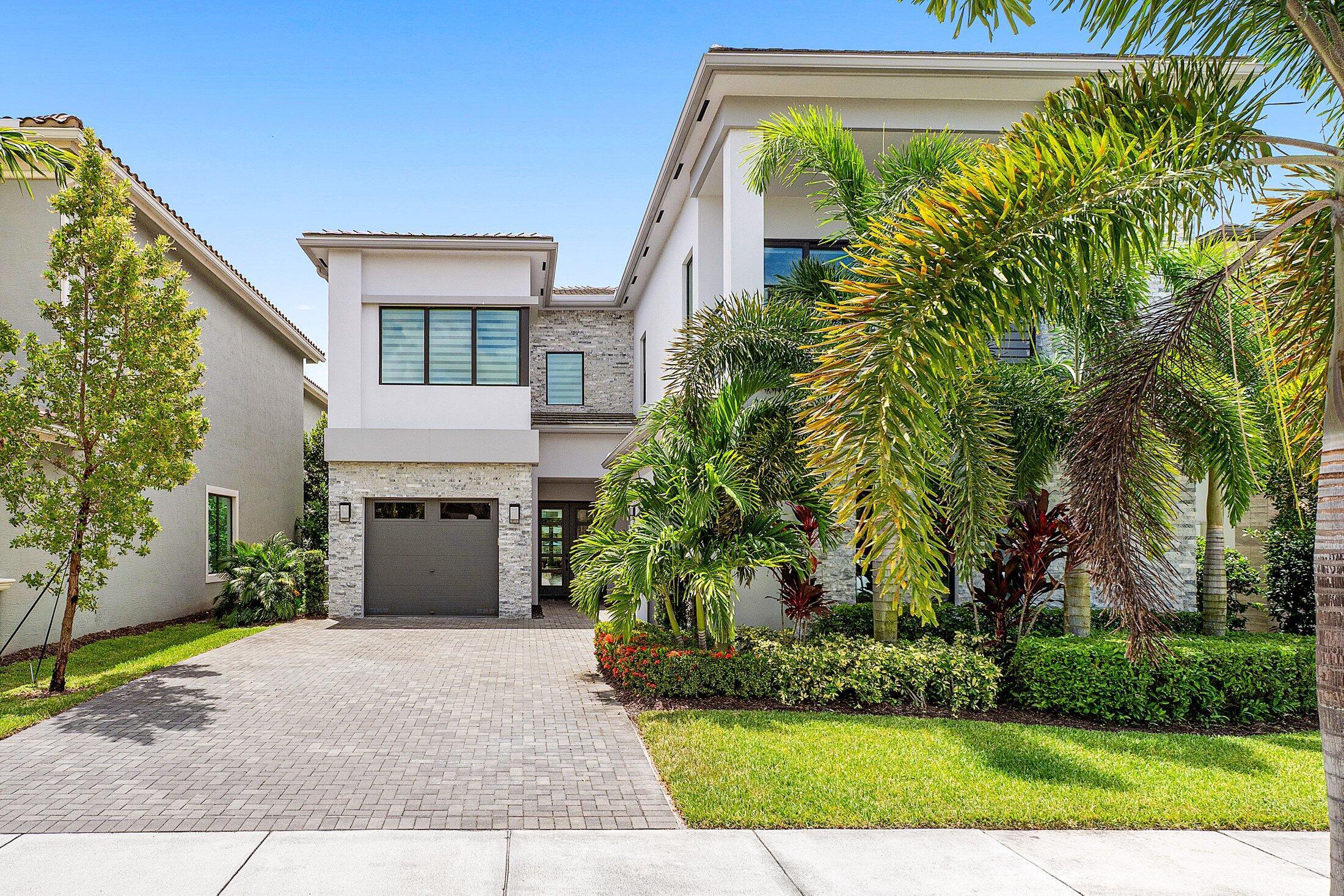 9022 Chauvet Boca Raton, FL 33496