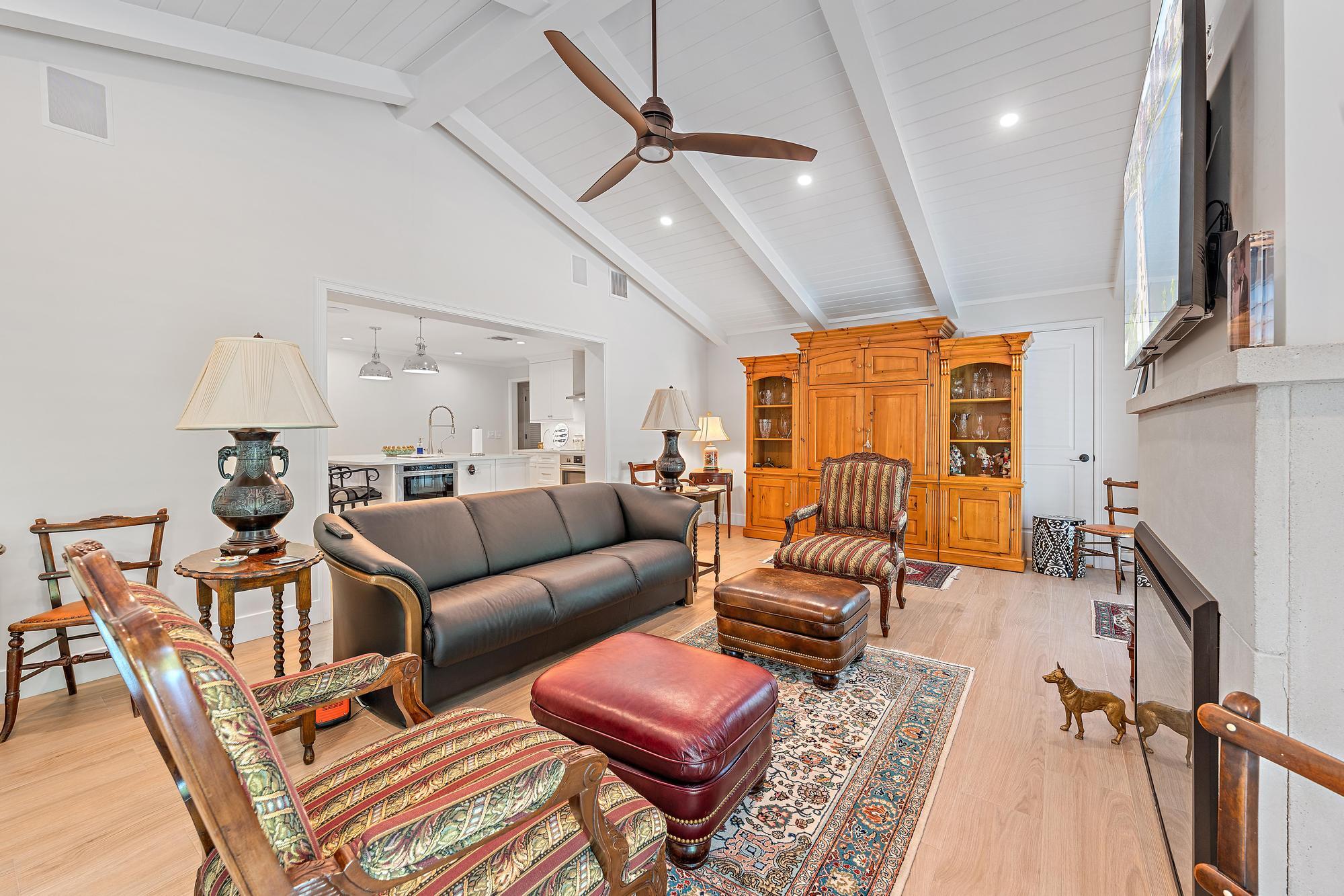 11785 Lake Shr North Palm Beach, FL 33408