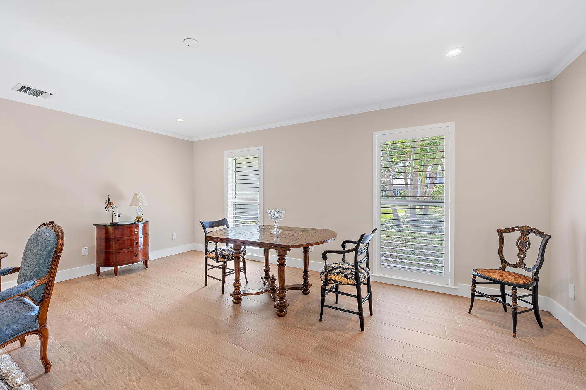 11785 Lake Shr North Palm Beach, FL 33408