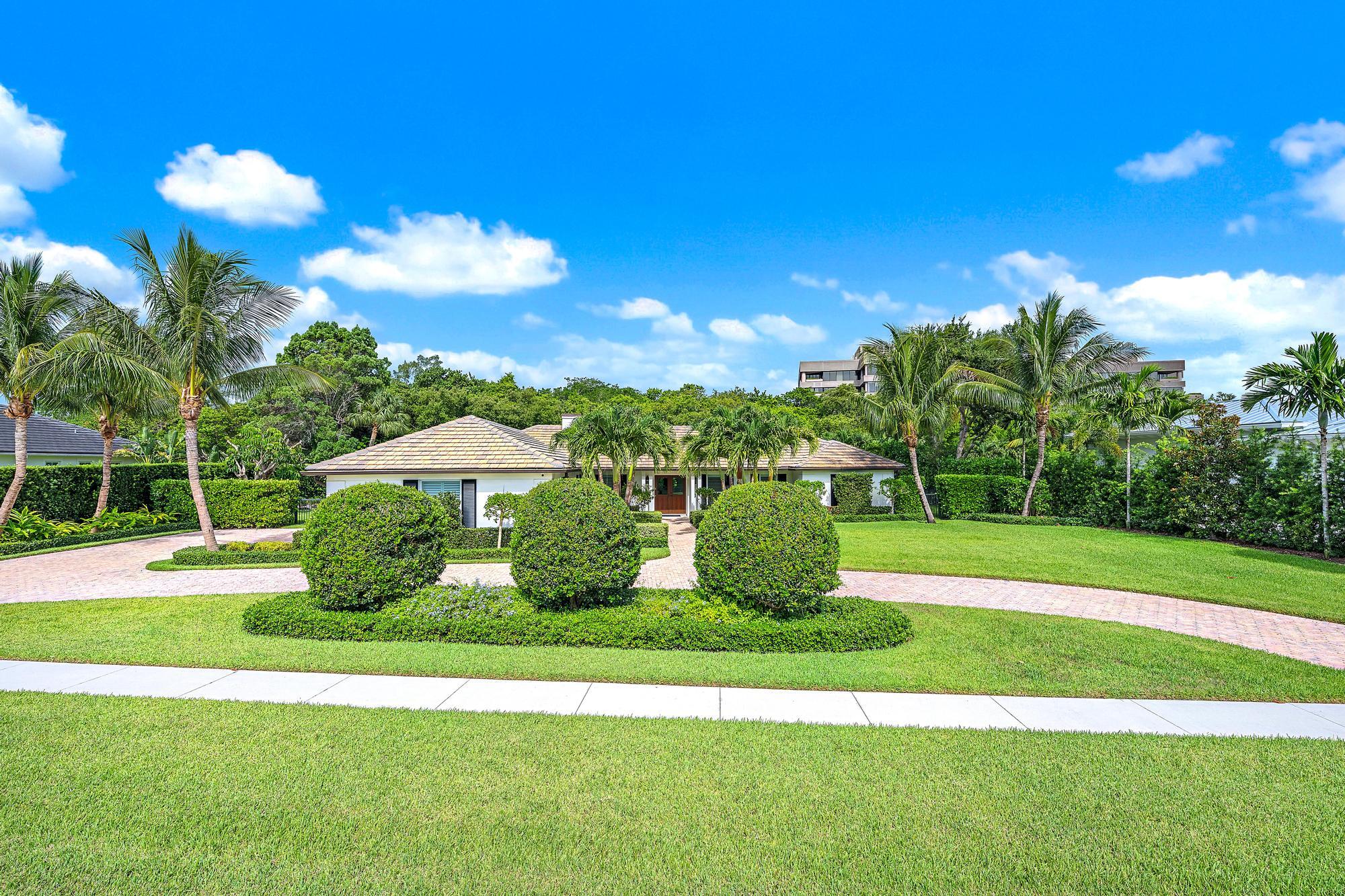 11785 Lake Shr North Palm Beach, FL 33408