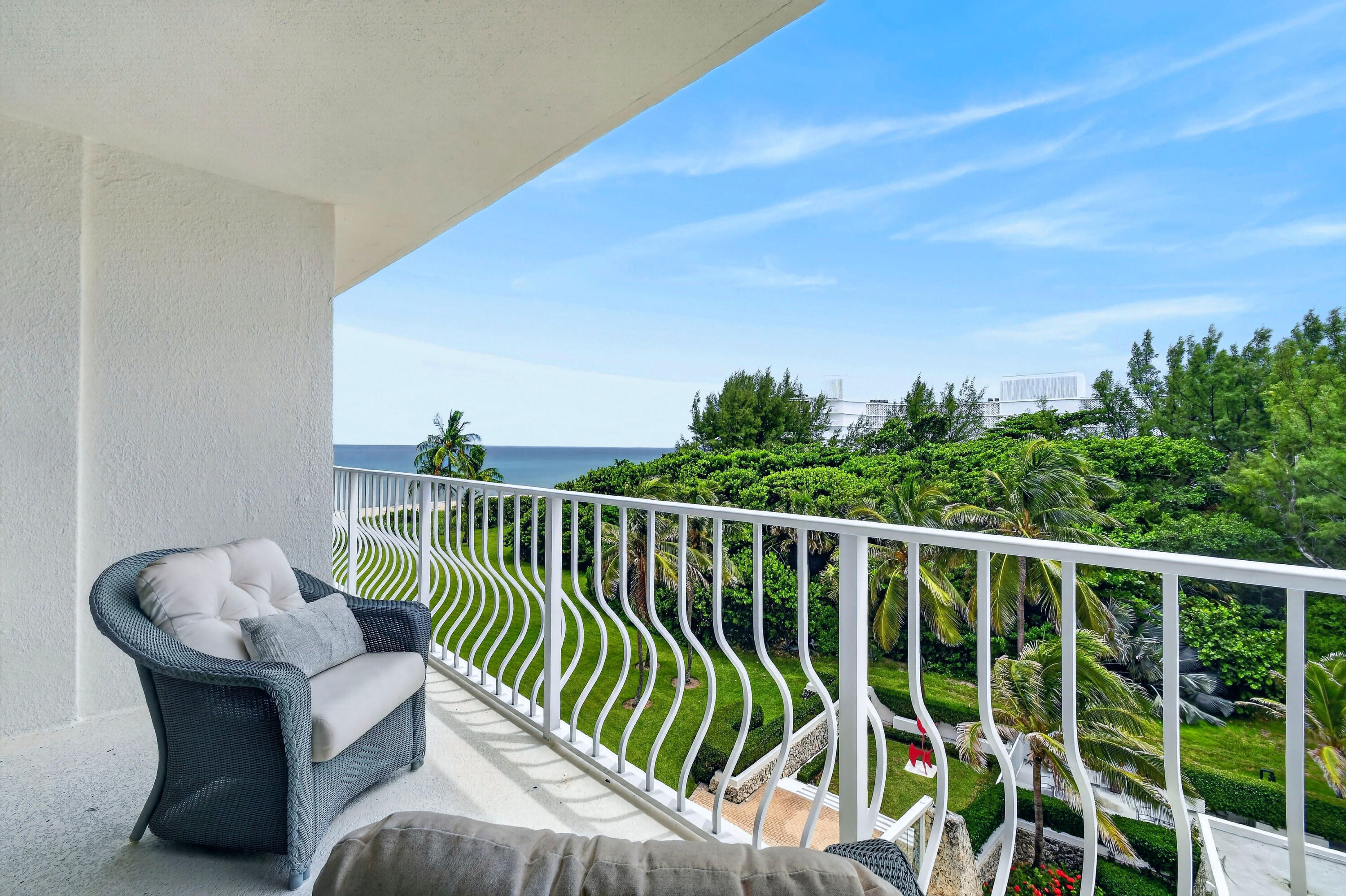2774 S Ocean #506